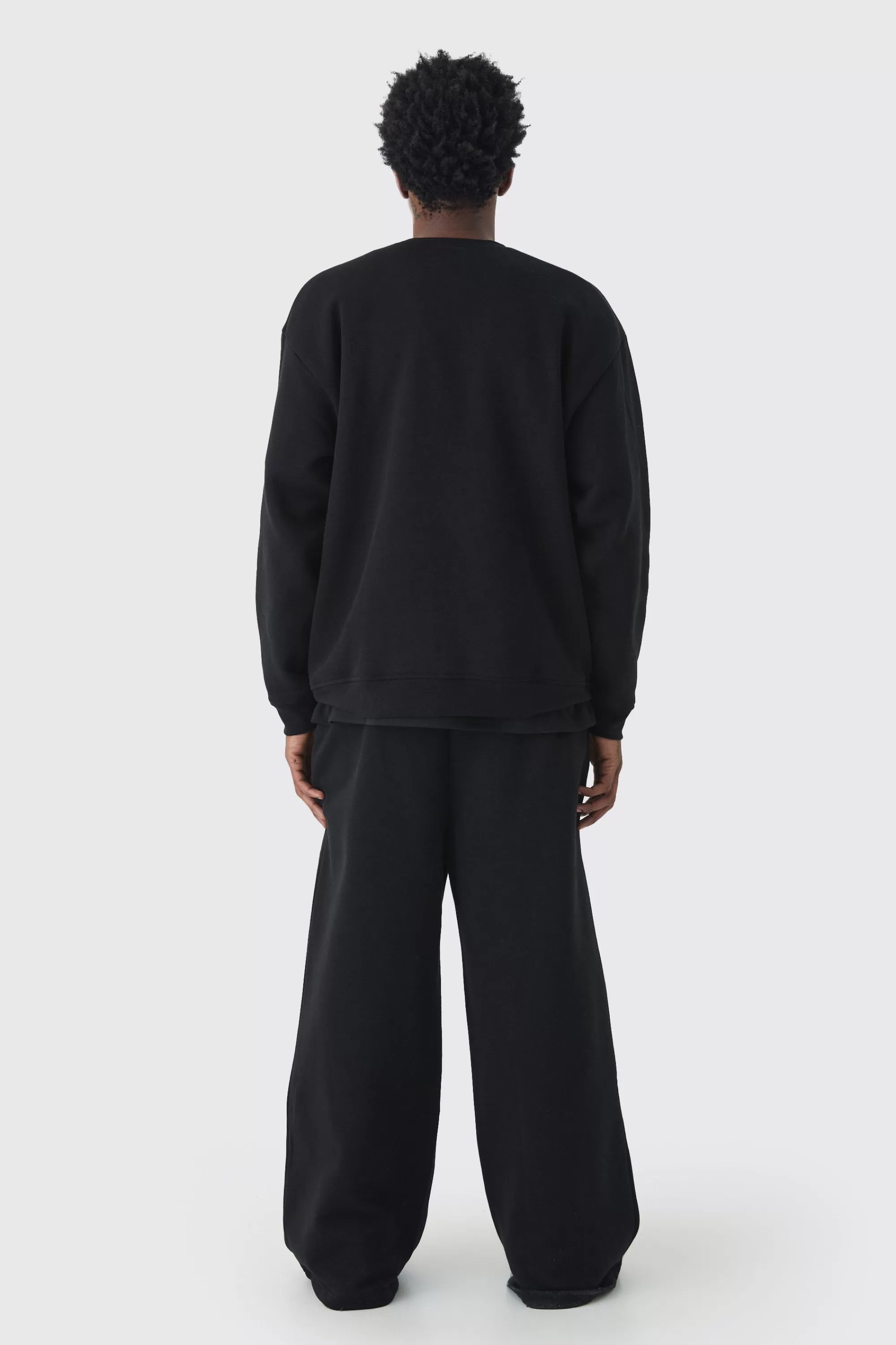 boohooMAN 330GSM Extreme Wide Leg Basic Jogger | UK