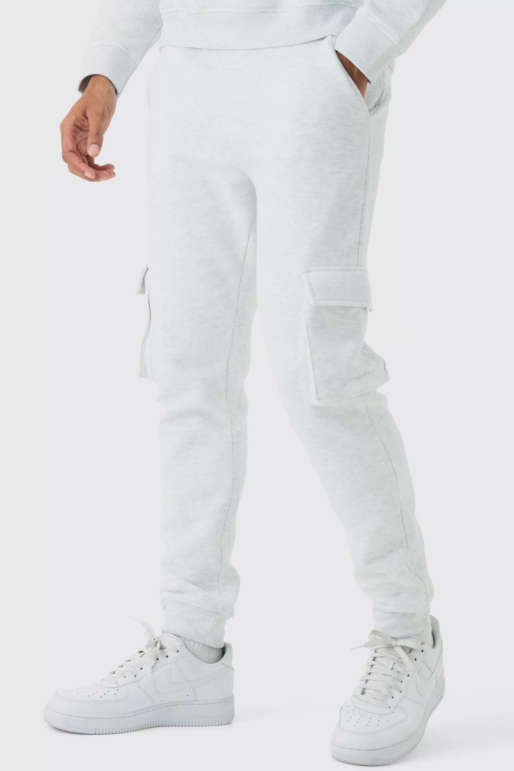 boohooMAN 330GSM Skinny Fit Cargo Jogger | UK