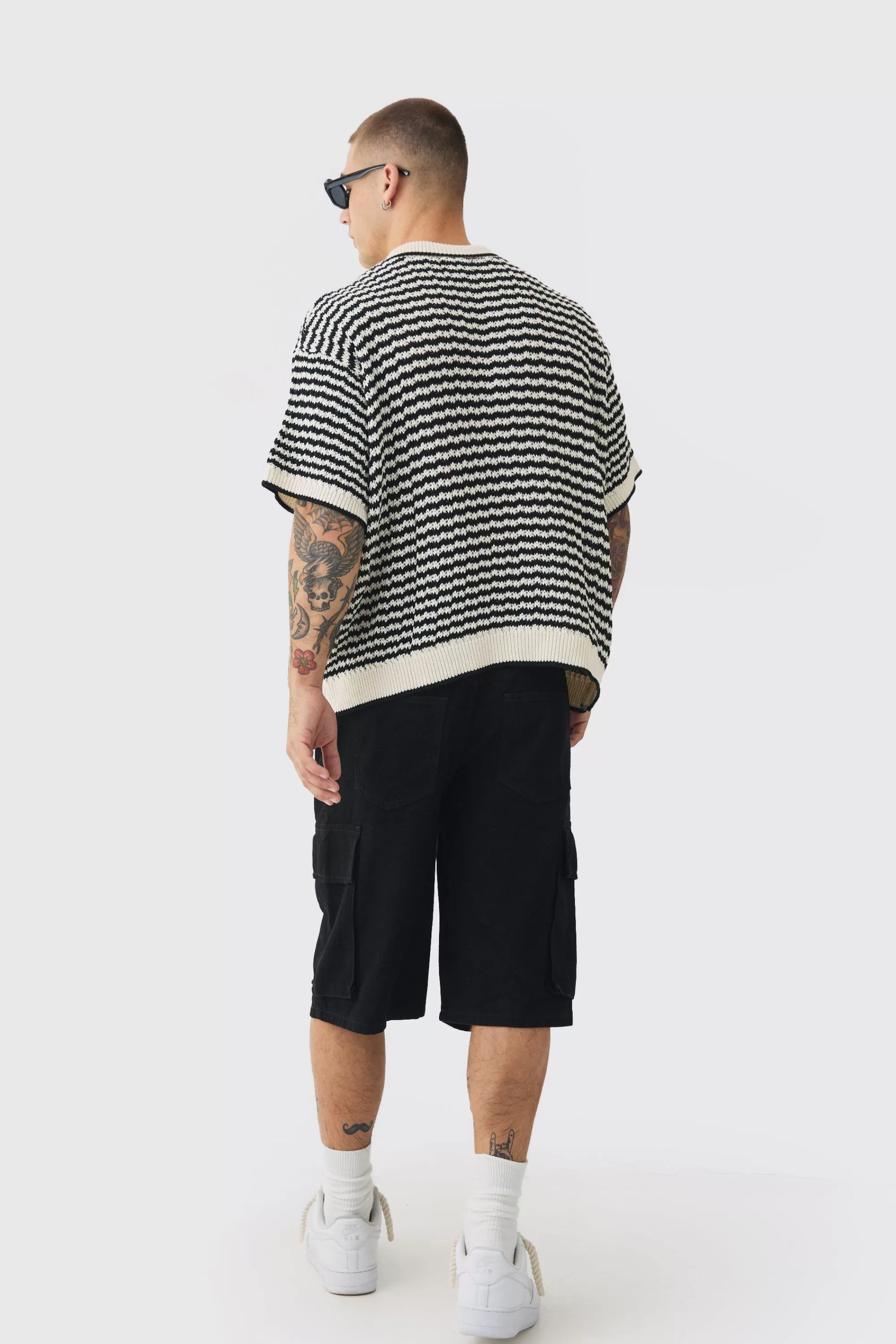 boohooMAN Baggy Fit Elasticated Waist Extended Drawcord Cargo Shorts | UK
