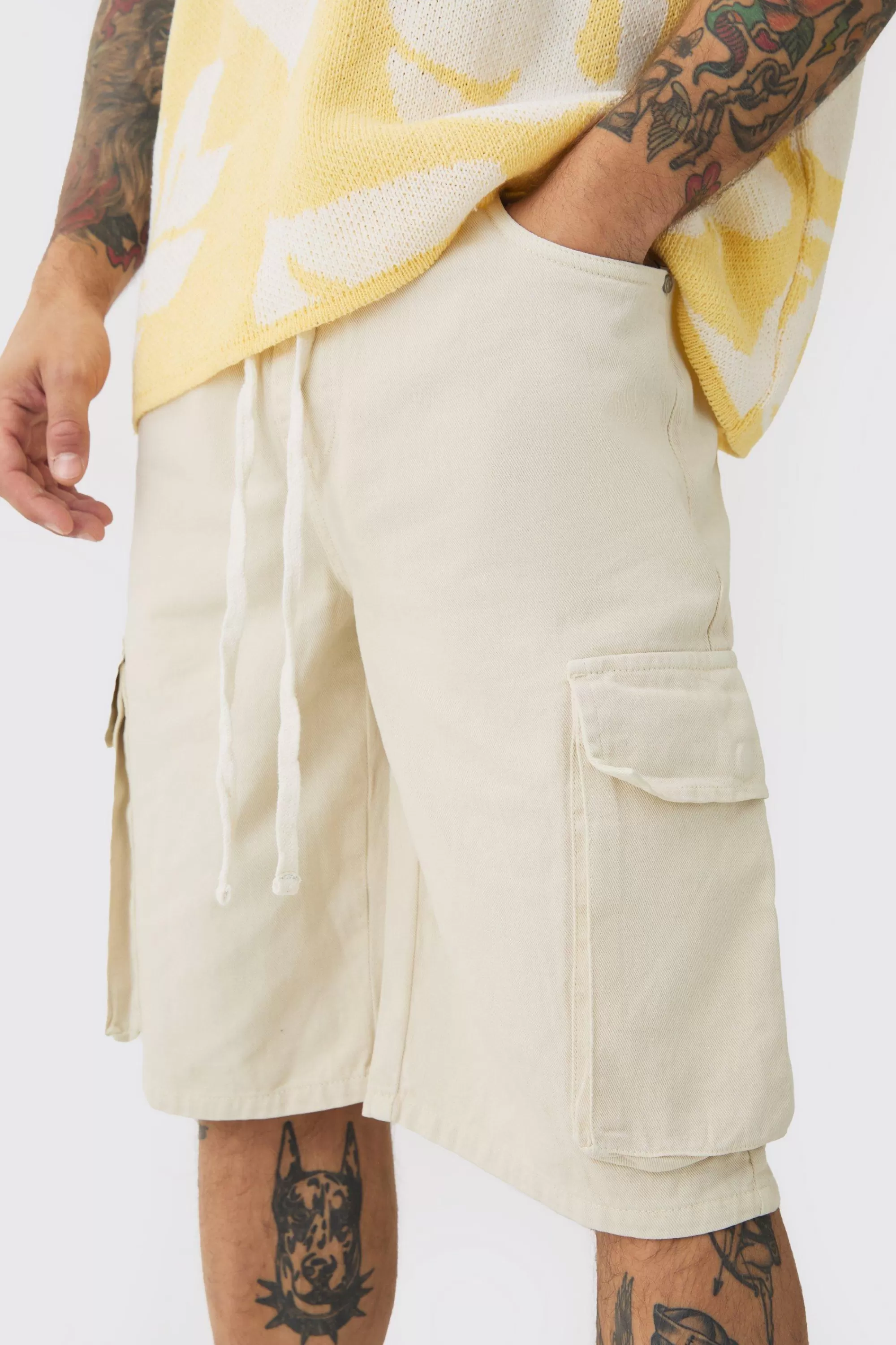 boohooMAN Baggy Fit Elasticated Waist Extended Drawcord Cargo Shorts | UK