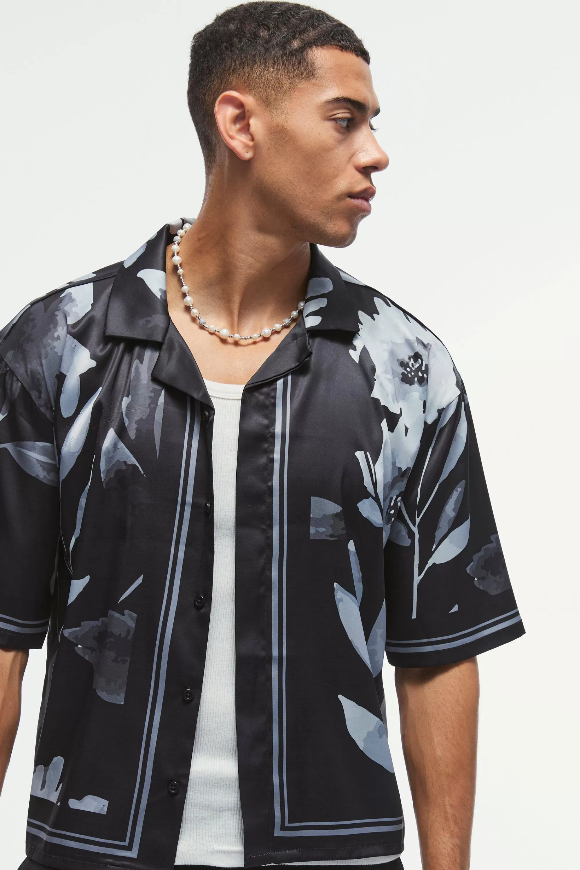 boohooMAN Boxy Printed Satin Revere Short Sleeve Shirt | UK