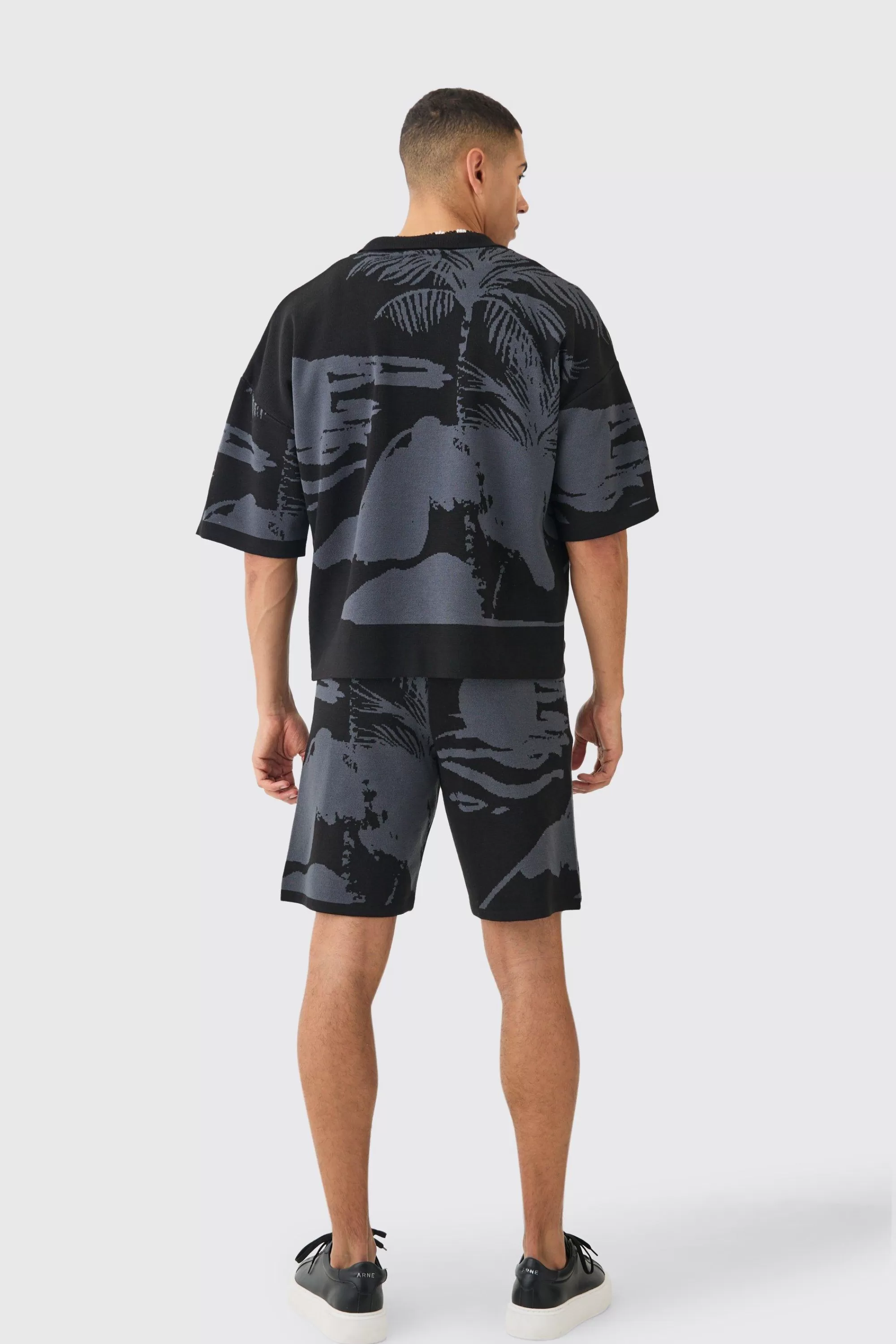 boohooMAN Boxy Scenic Polo And Short Set | UK