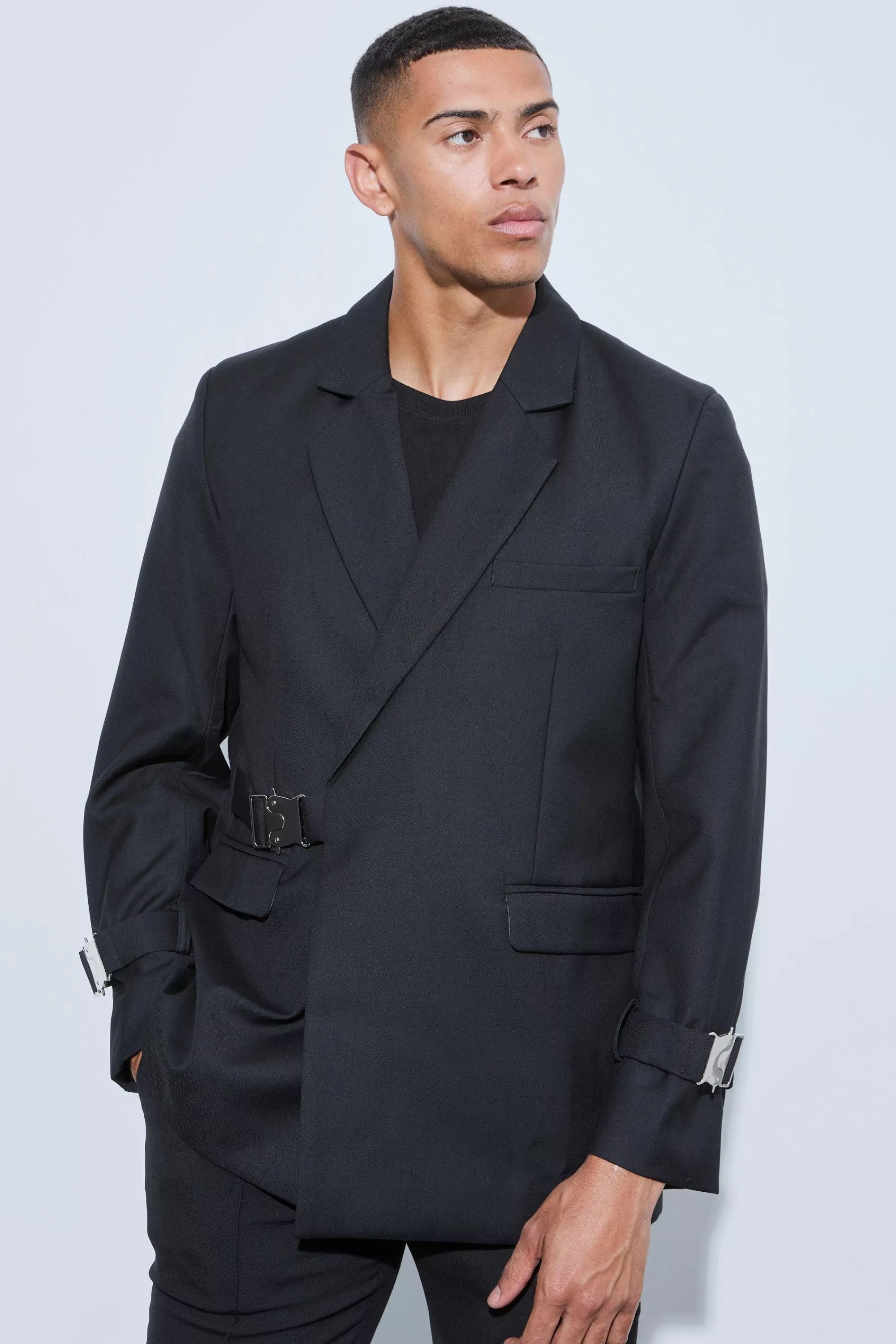 boohooMAN Buckle Chest & Cuff Relaxed Fit Suit Jacket | UK