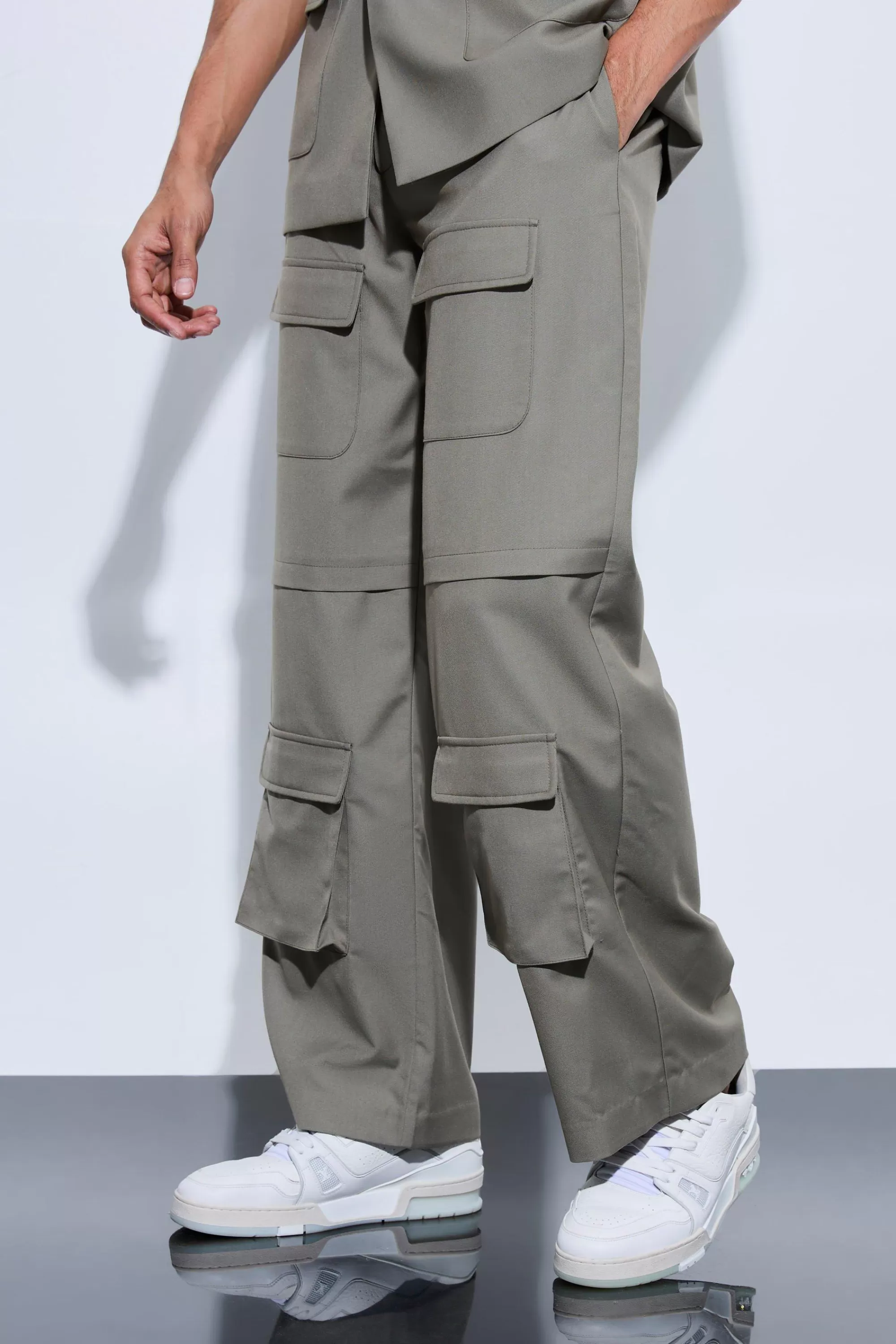 boohooMAN Cargo Pocket Wide Leg Trousers | UK