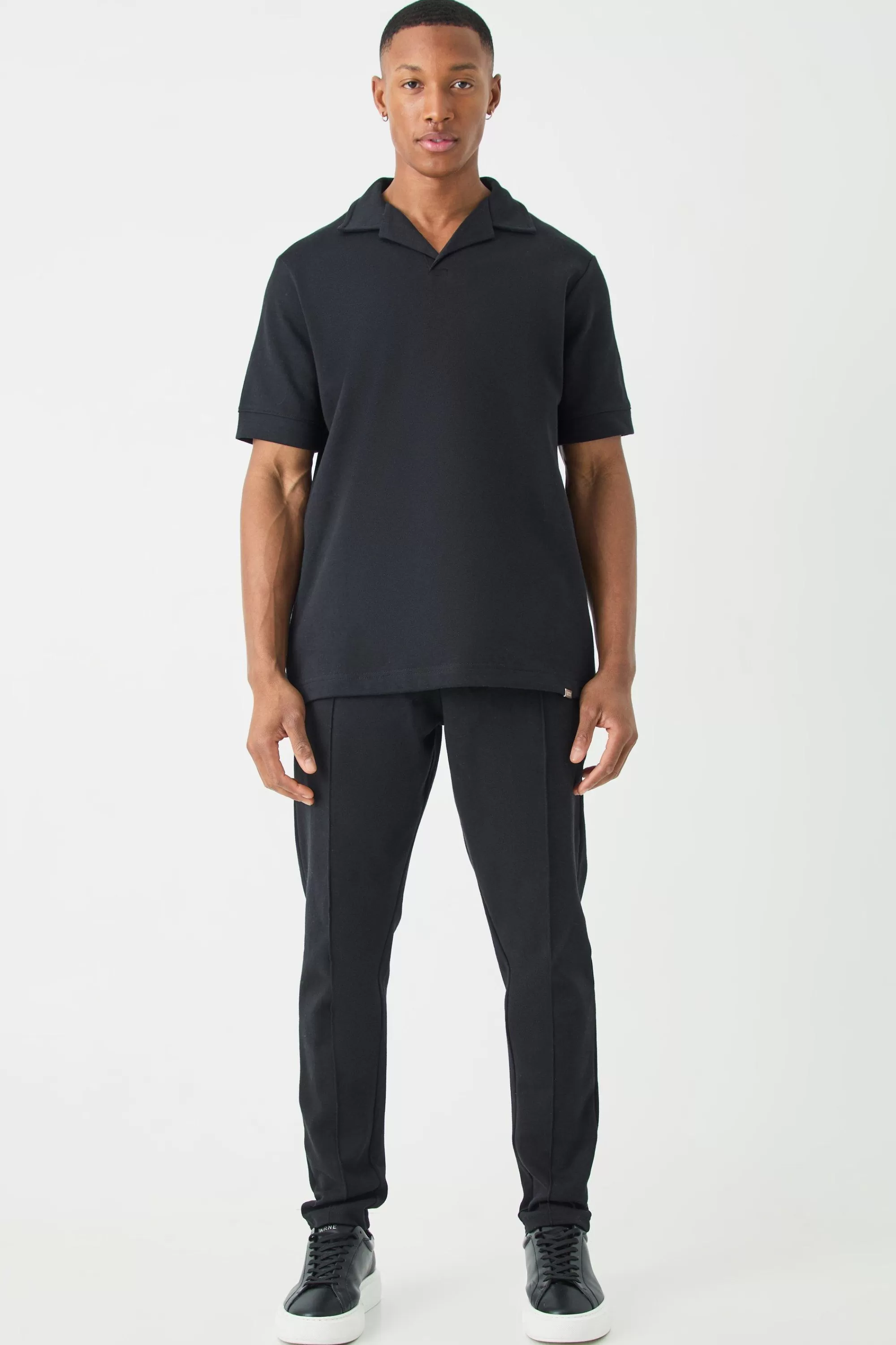 boohooMAN Core Revere Polo & Taper Jogger Interlock Set | UK