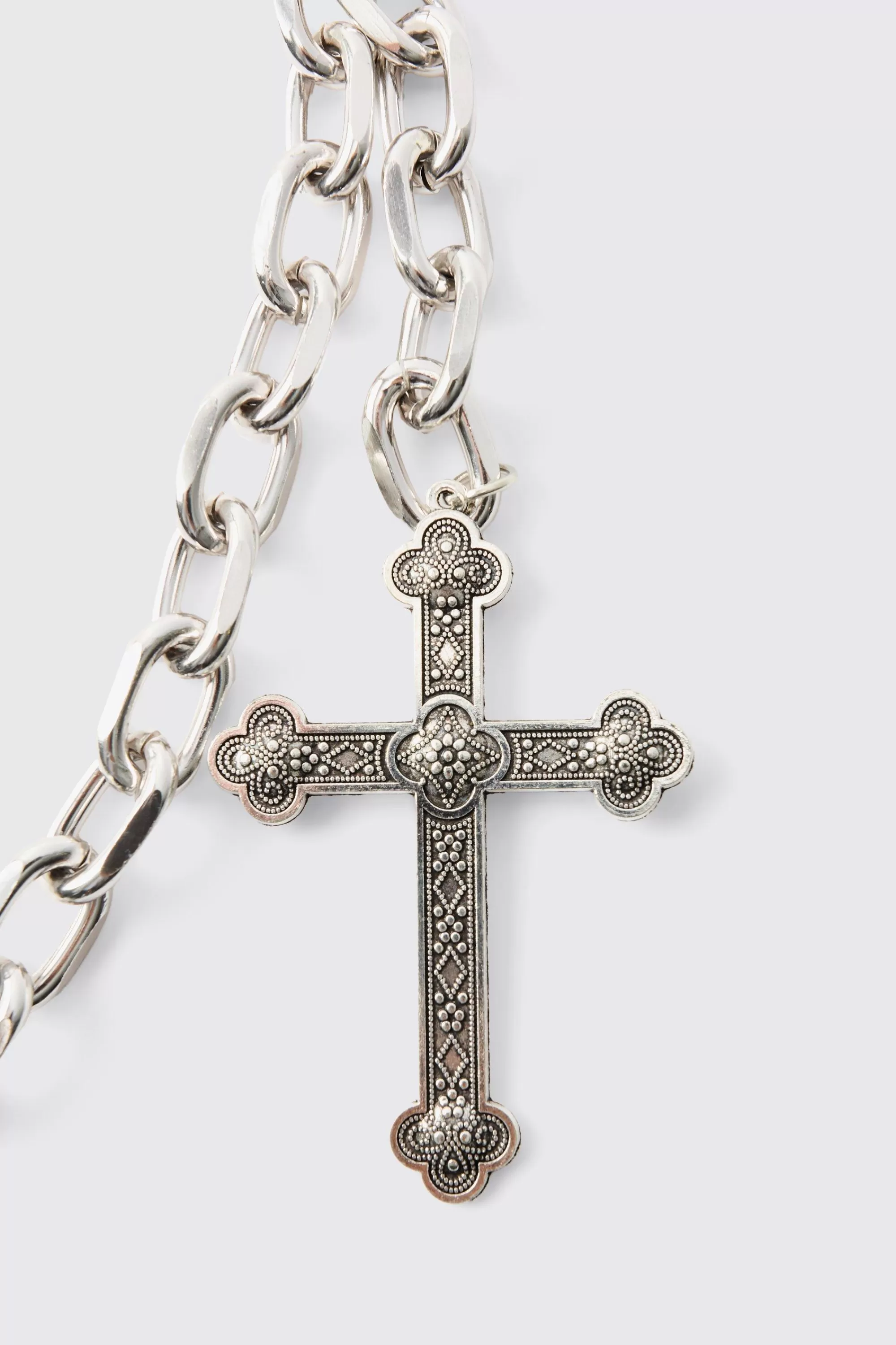 boohooMAN Cross Skull Jean Chain In | UK
