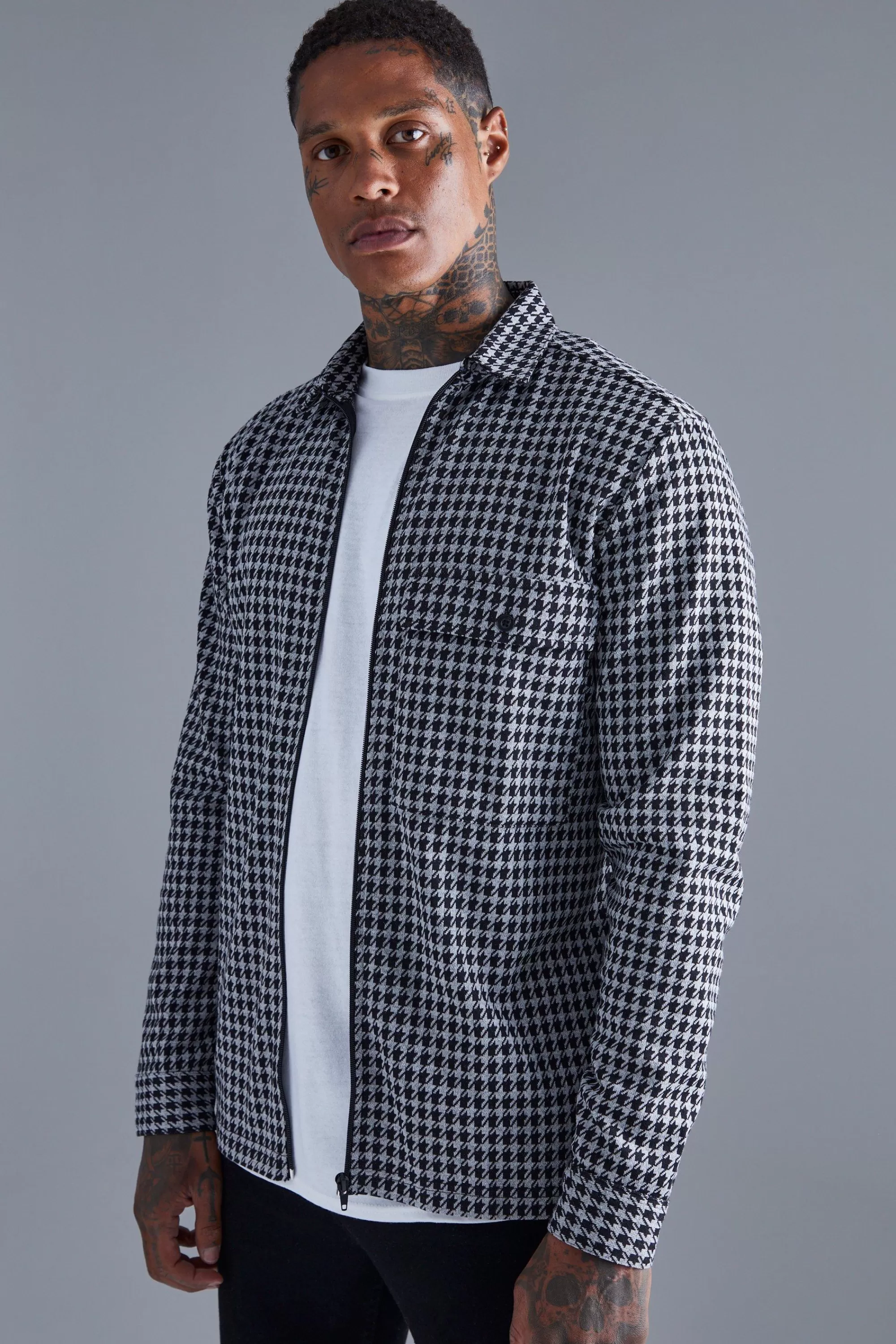 boohooMAN Dogtooth Jacquard Zip Through Overshirt | UK