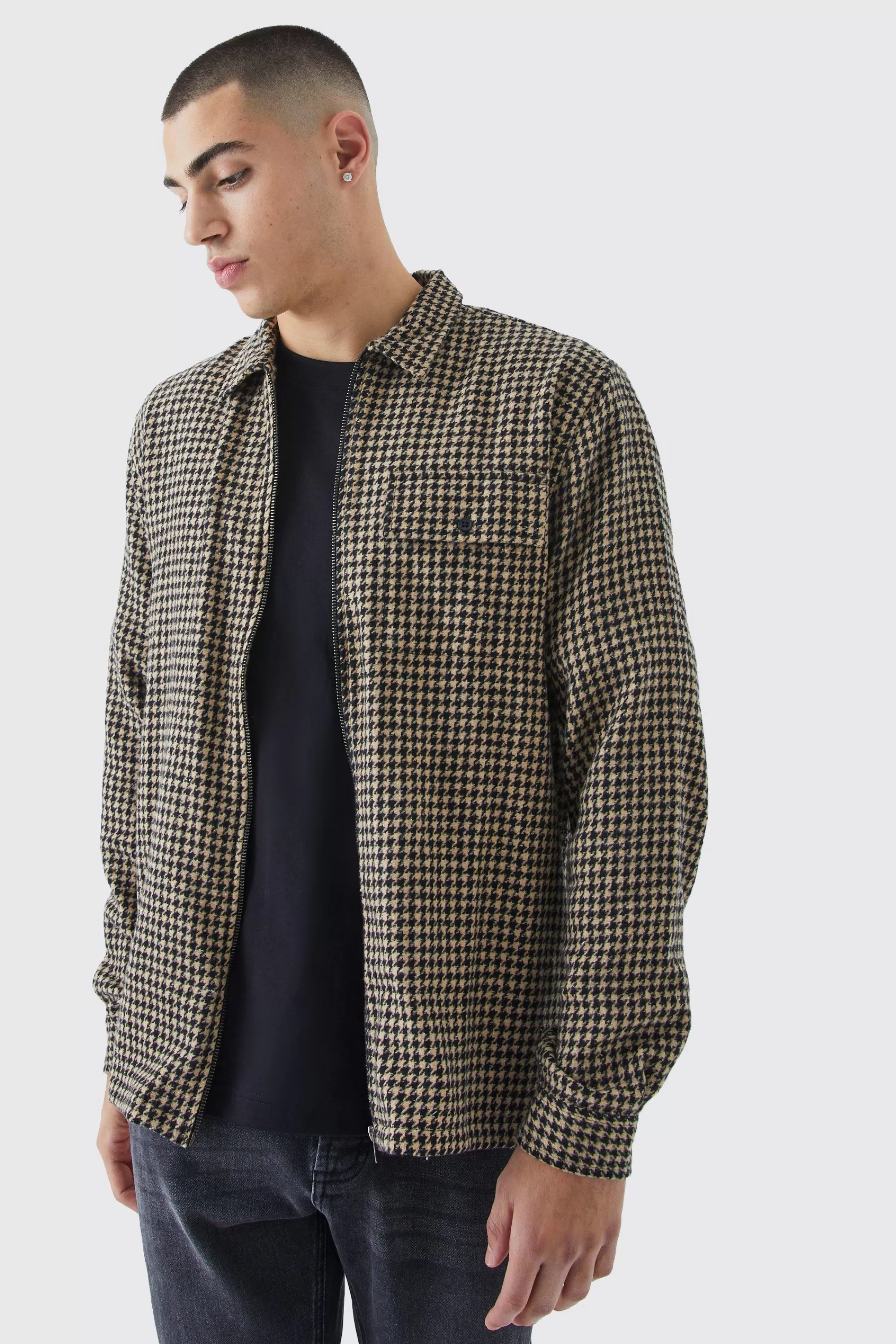 boohooMAN Dogtooth Jacquard Zip Through Overshirt | UK