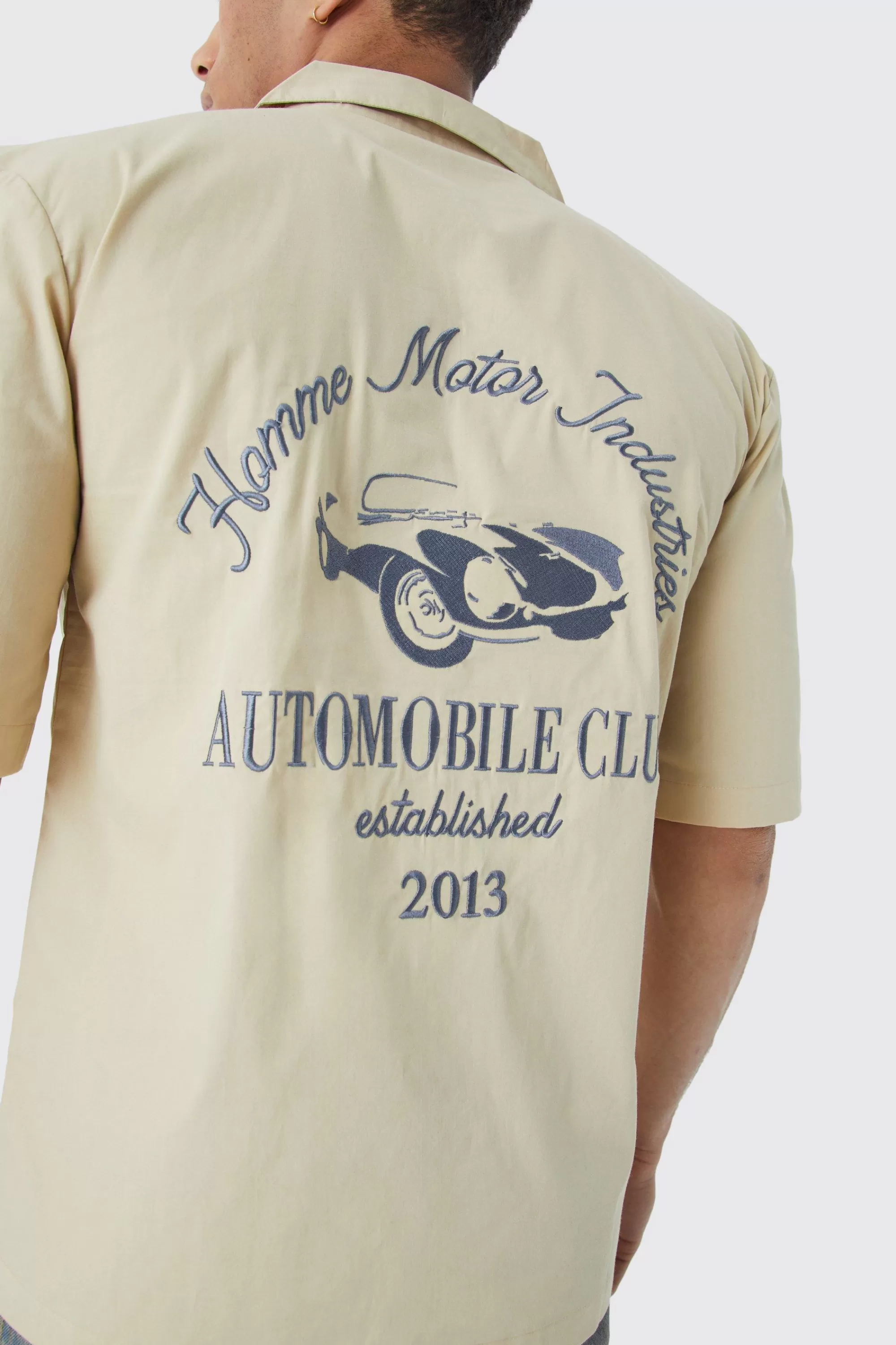 boohooMAN Dropped Revere Poplin Automobile Club Shirt | UK