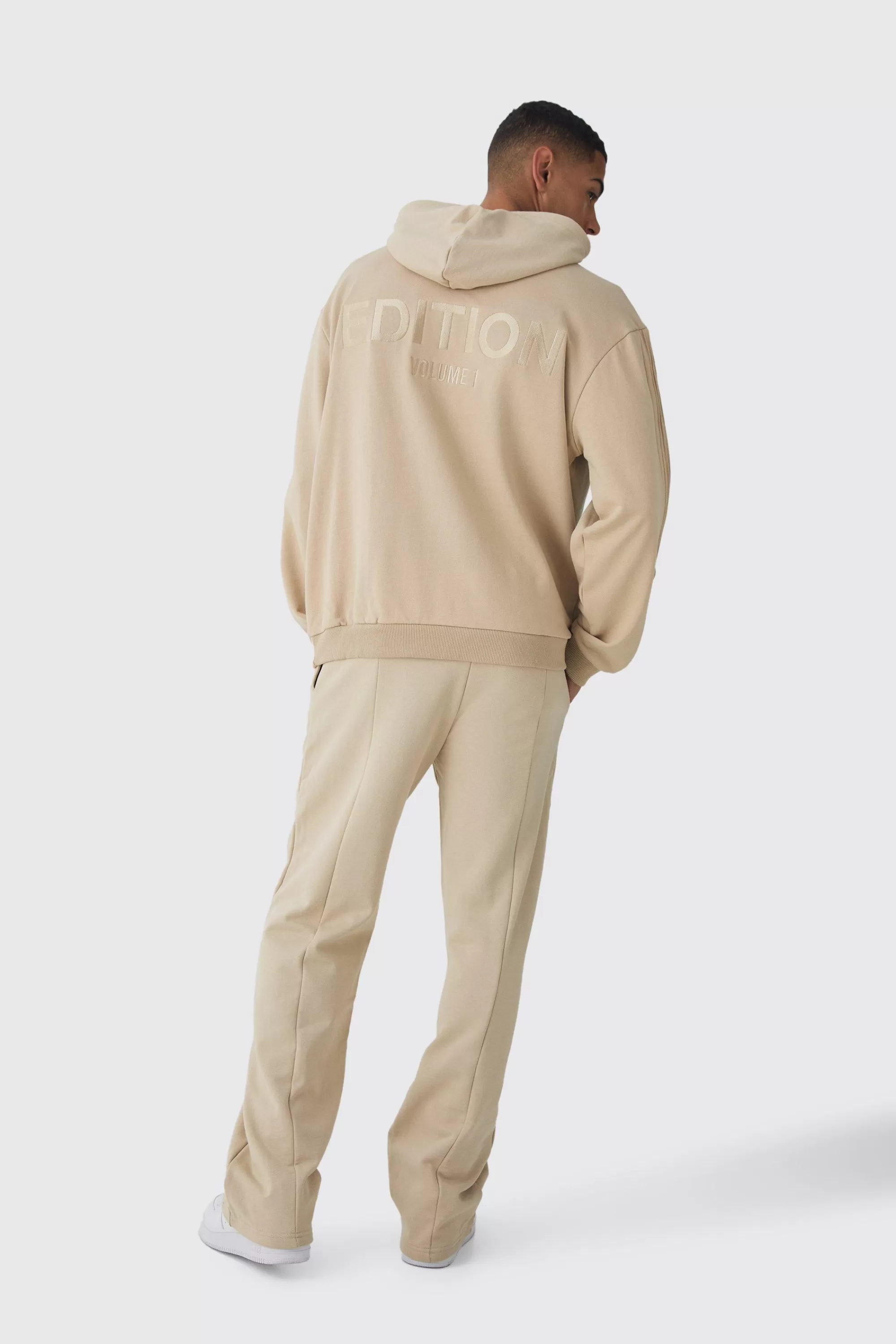 boohooMAN EDITION Oversized Heavyweight 1/4 Zip Pintuck Hoodie | UK