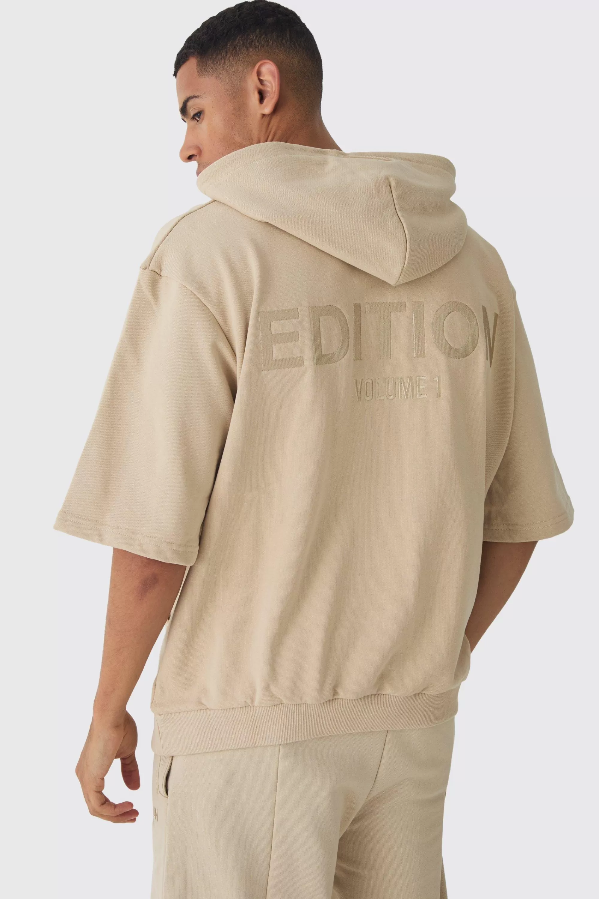 boohooMAN EDITION Oversized Heavyweight Short Sleeve Hoodie | UK