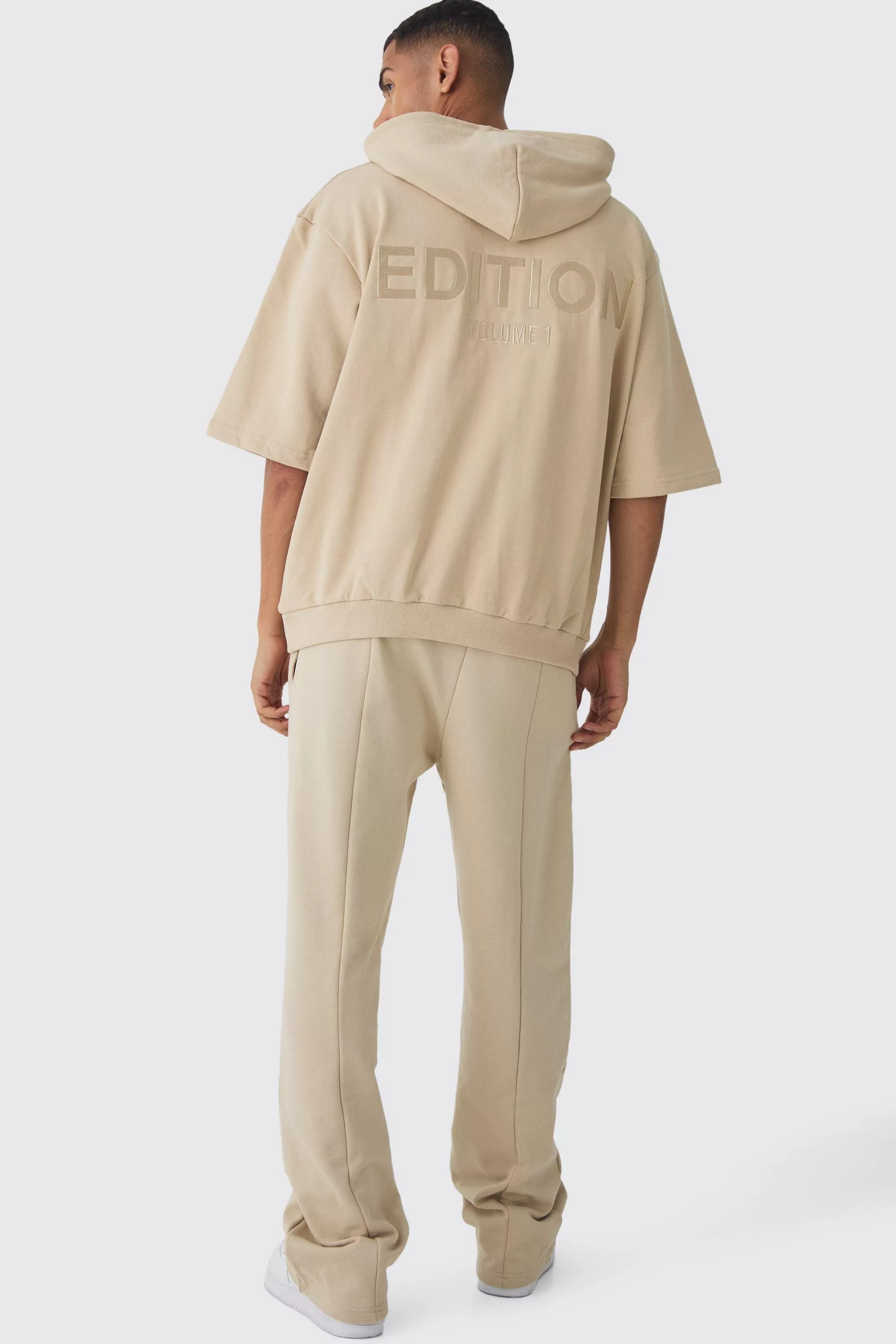 boohooMAN EDITION Oversized Heavyweight Short Sleeve Hoodie | UK