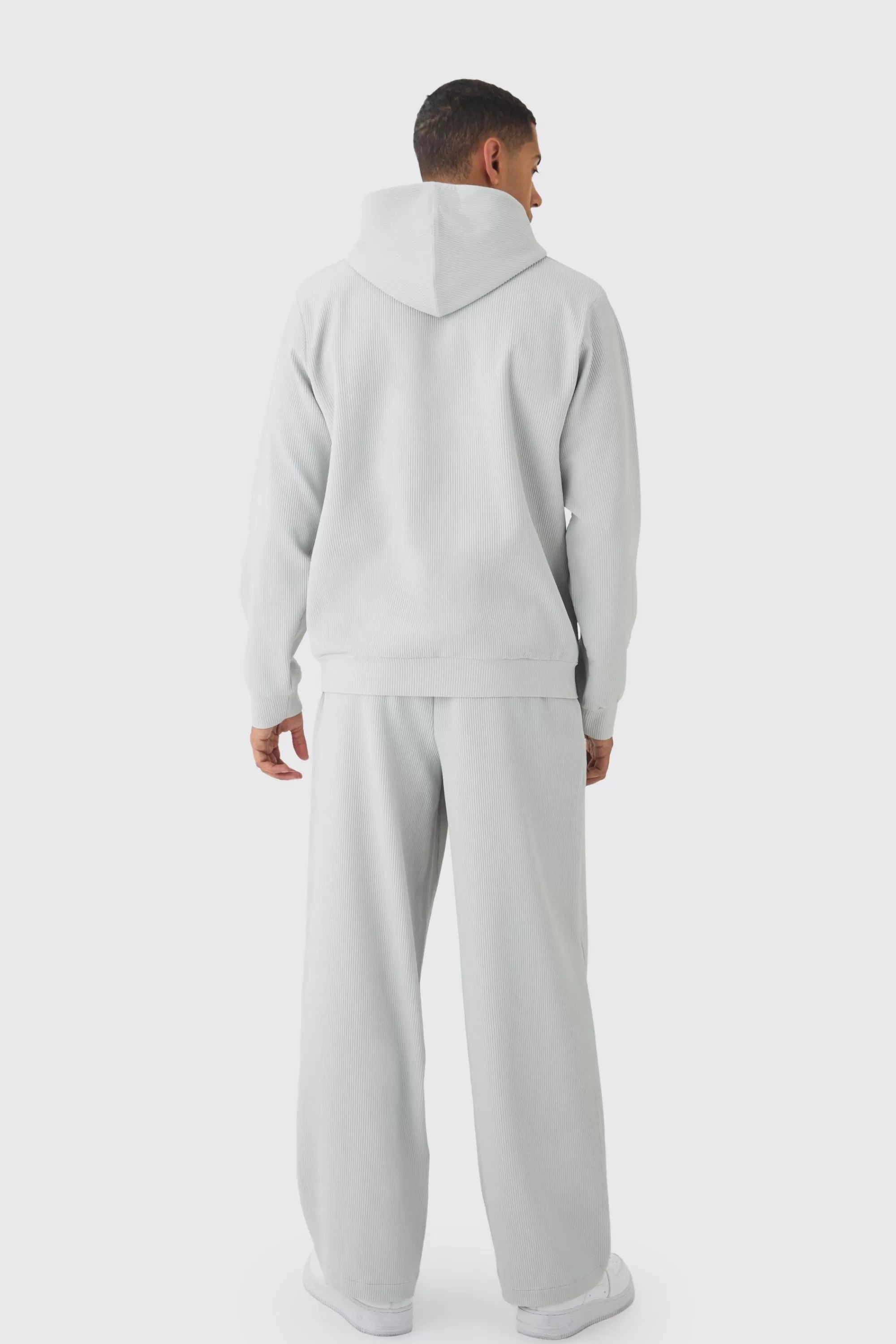boohooMAN Elastic Waist Baggy Fit Contrast Drawcord Pleated Trouser | UK