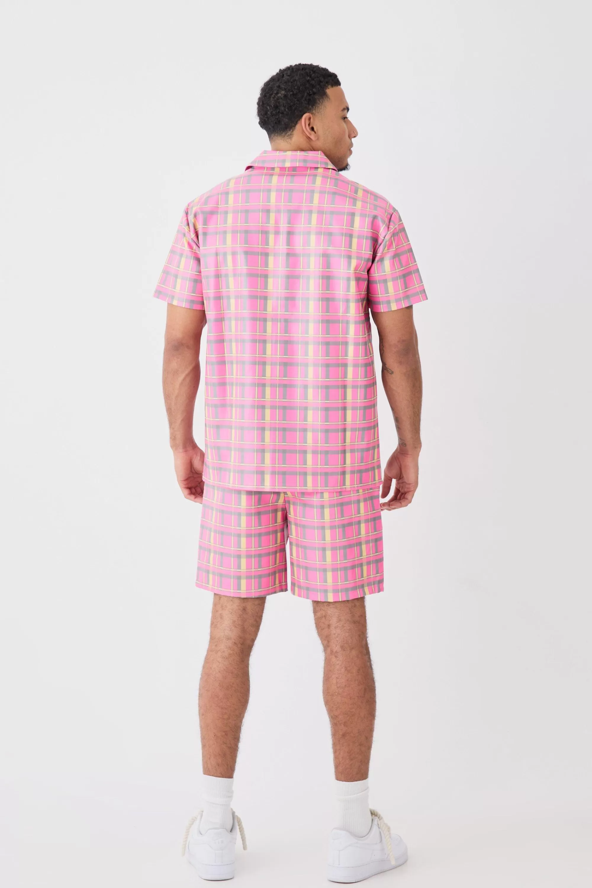 boohooMAN Elastic Waist Check Pu Relaxed Short | UK