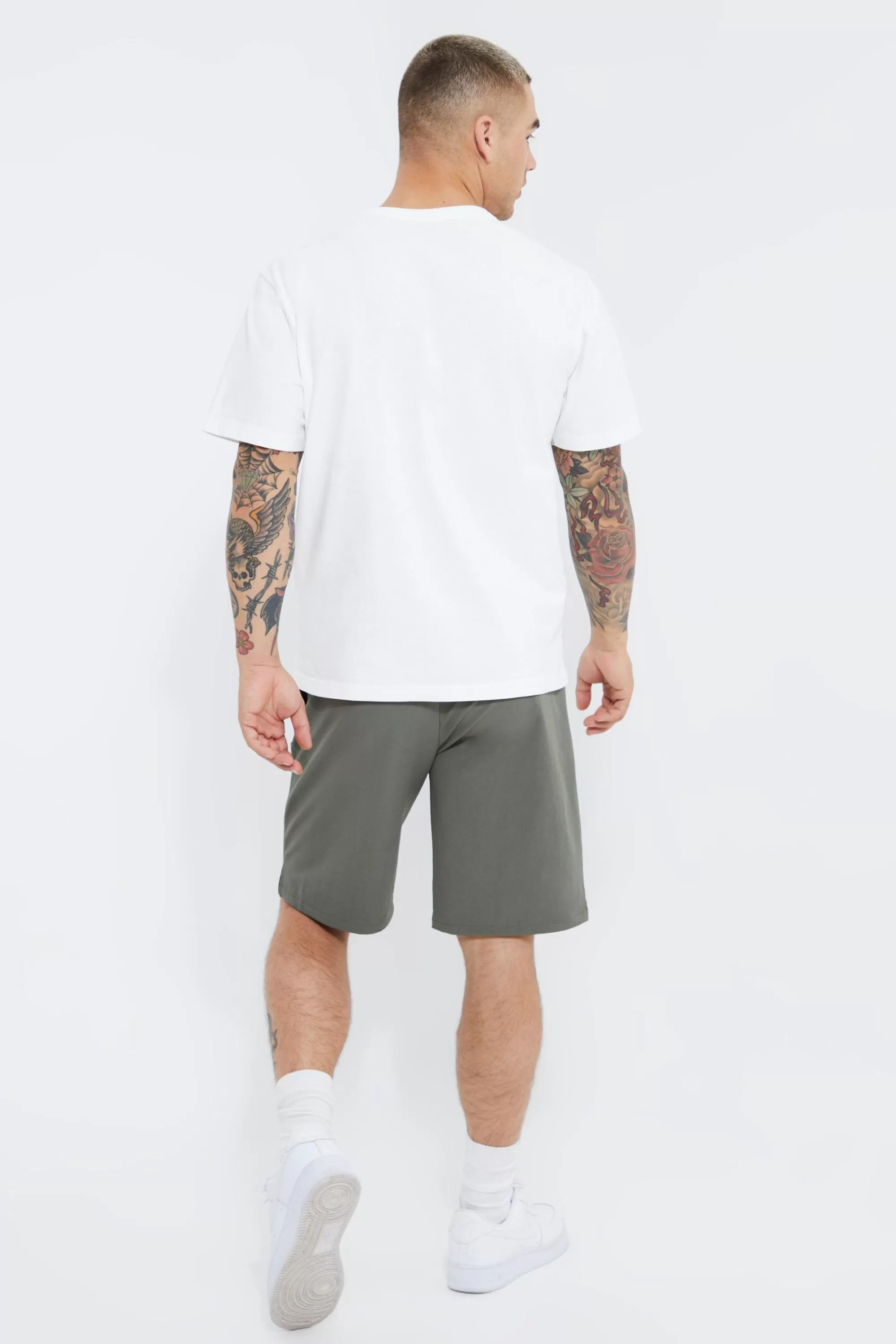 boohooMAN Elasticated Relaxed Stretch Short | UK