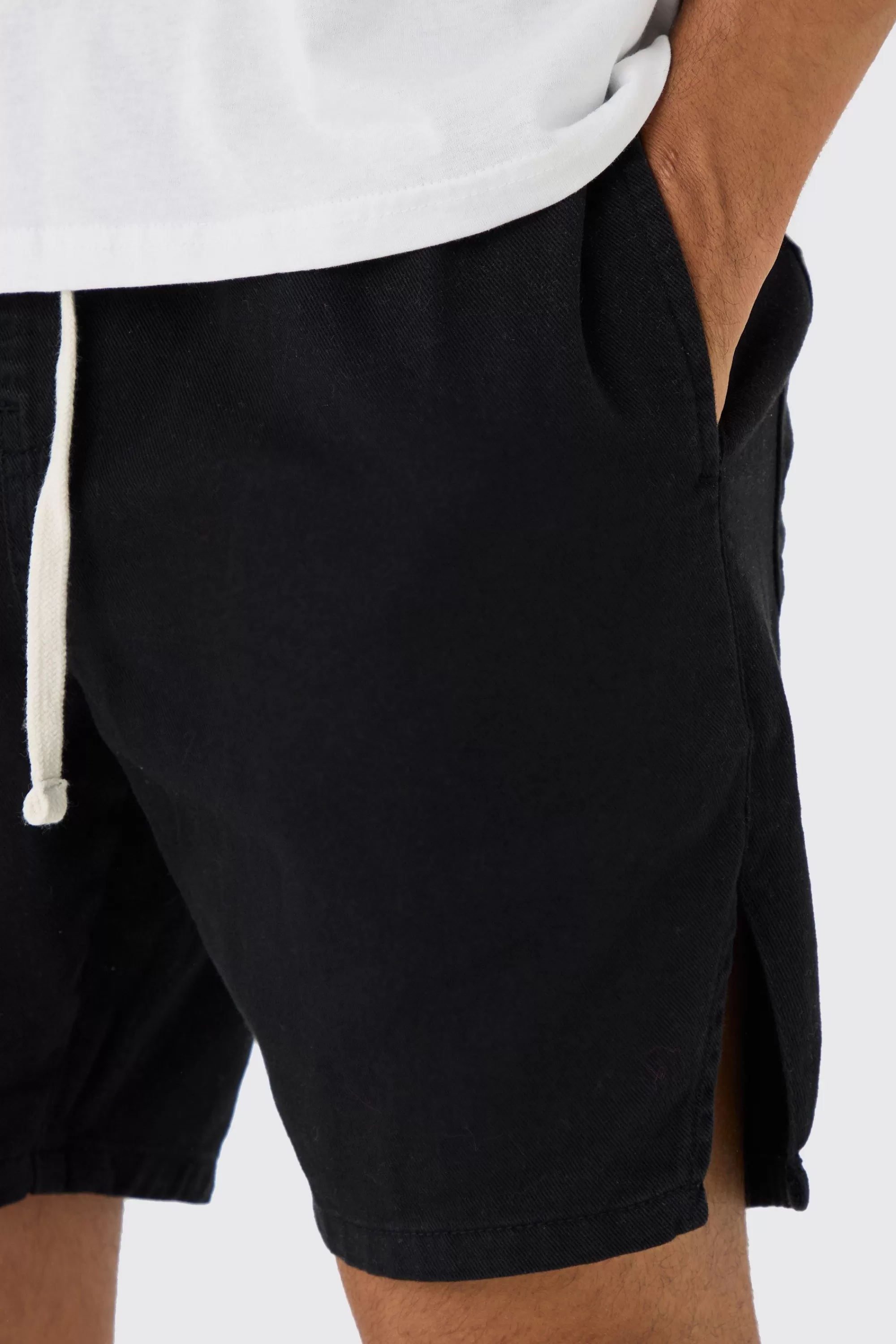 boohooMAN Elasticated Waist Contrast Drawcord Split Hem Shorts | UK