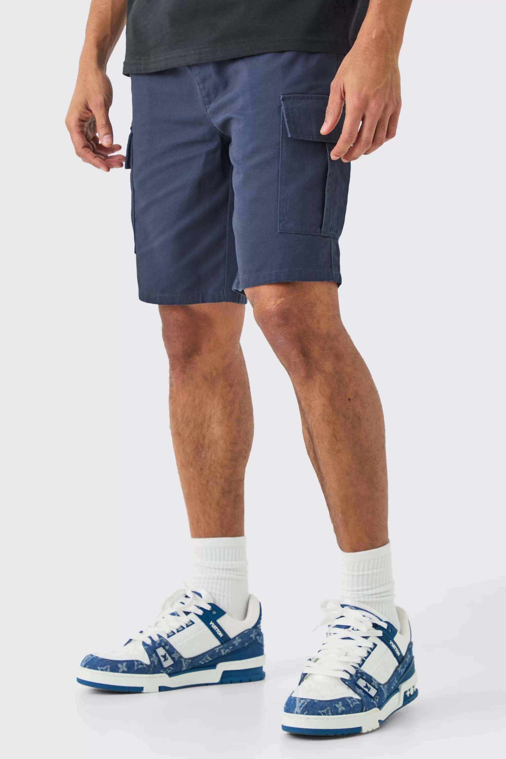 boohooMAN Elasticated Waist Relaxed Fit Cargo Shorts | UK