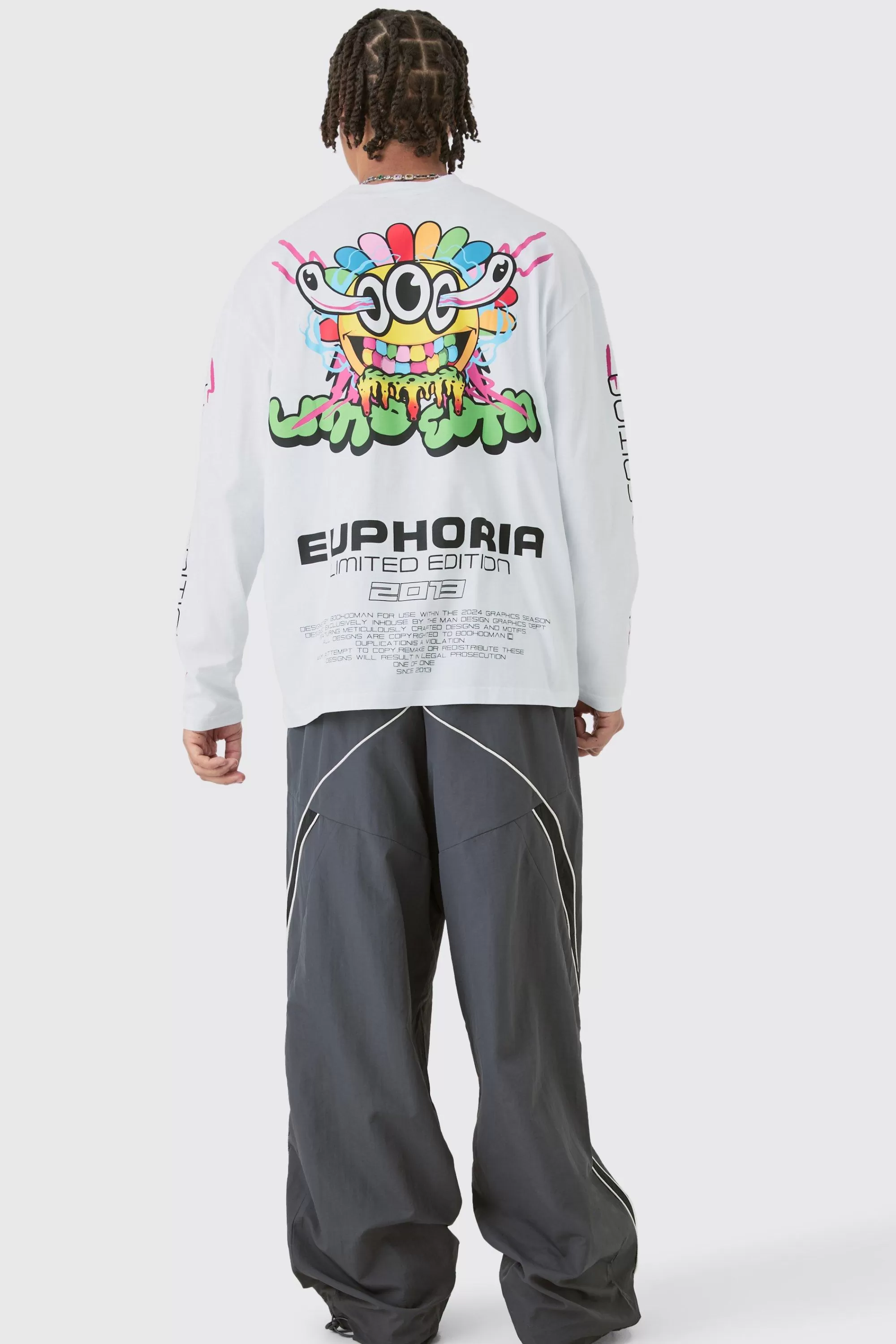 boohooMAN Elasticated Waist Piping Detail Parachute Pants | UK