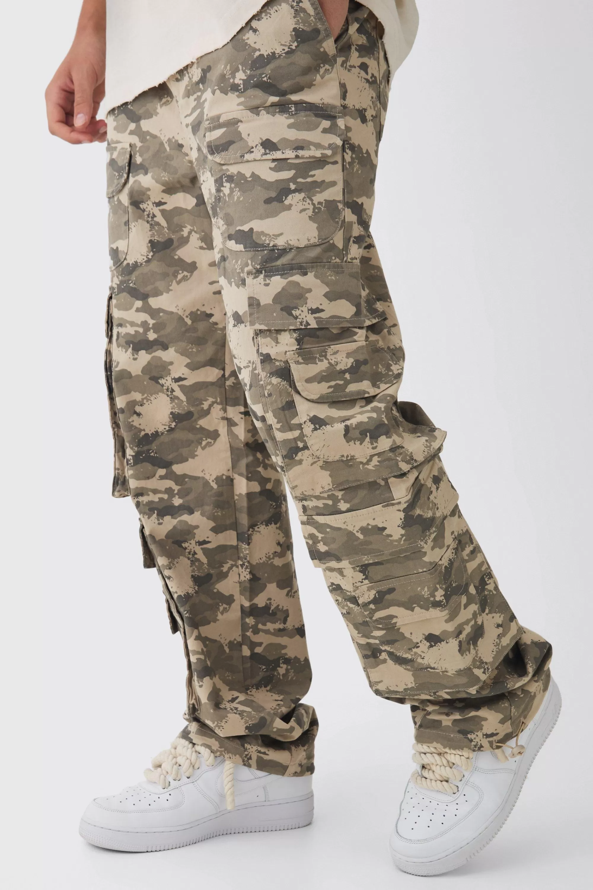boohooMAN Elasticated Waist Relaxed Stacked Camo Cargo Trousers | UK