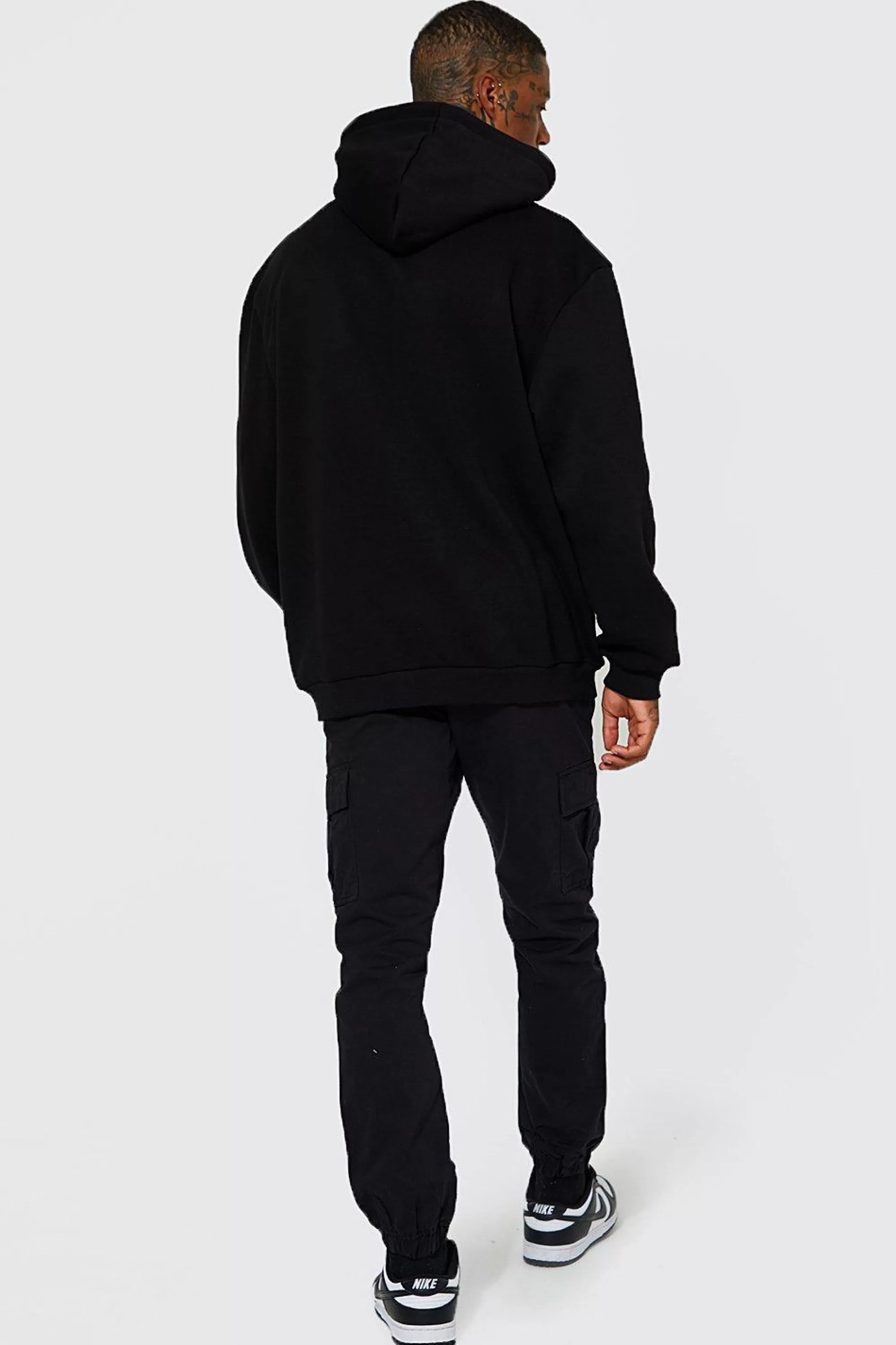 boohooMAN Elasticated Waist Skinny Fit Cargo Trouser | UK