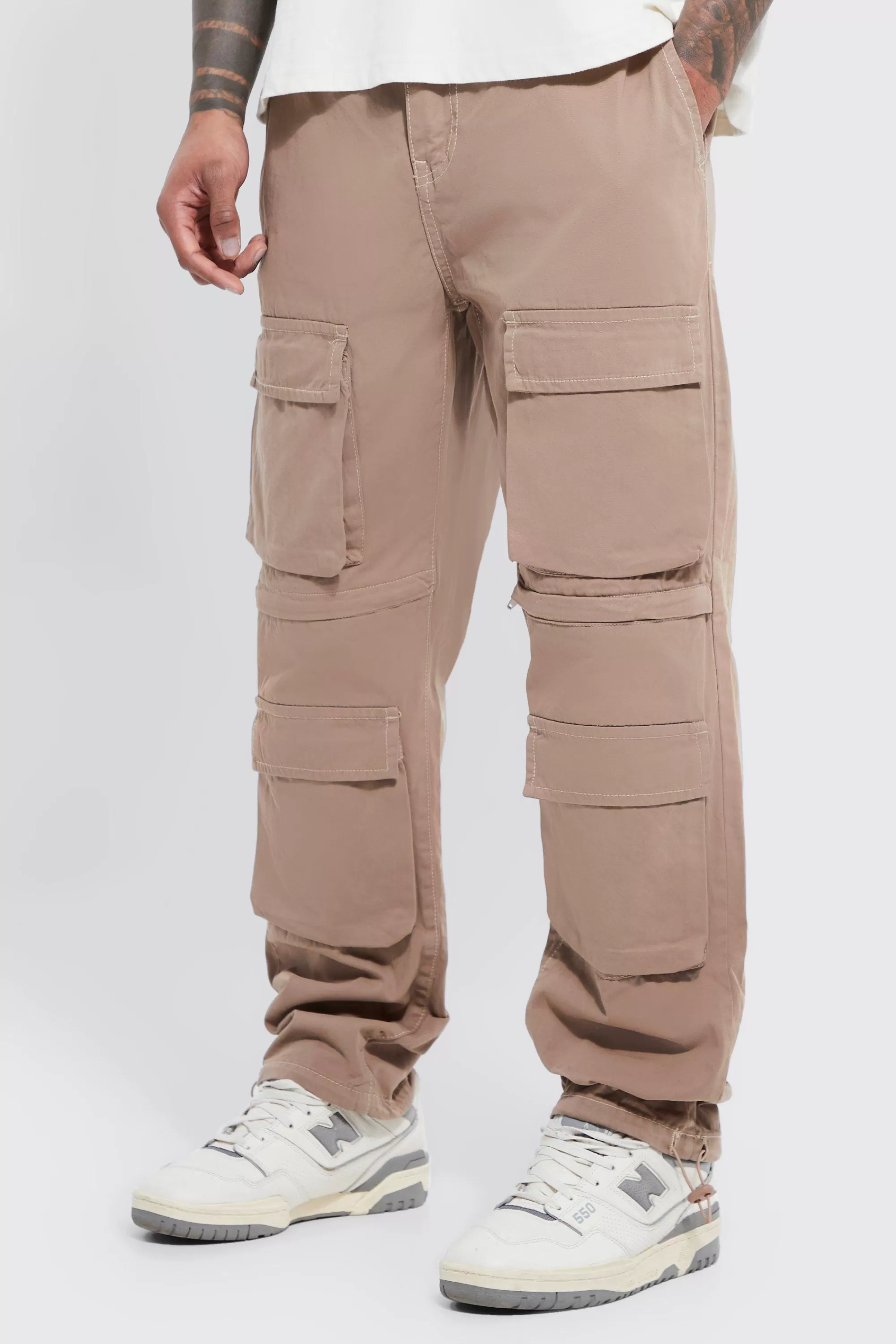 boohooMAN Elasticated Waist Zip Detail Multi Pocket Straight Fit Cargo Trousers | UK