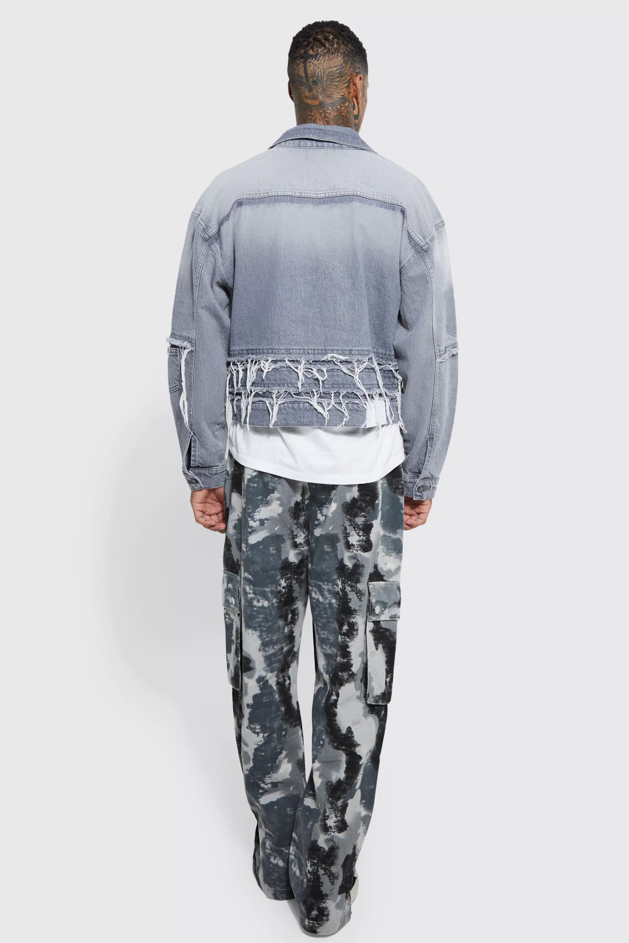 boohooMAN Fixed Relaxed Camo Cargo Popper Hem Trouser | UK