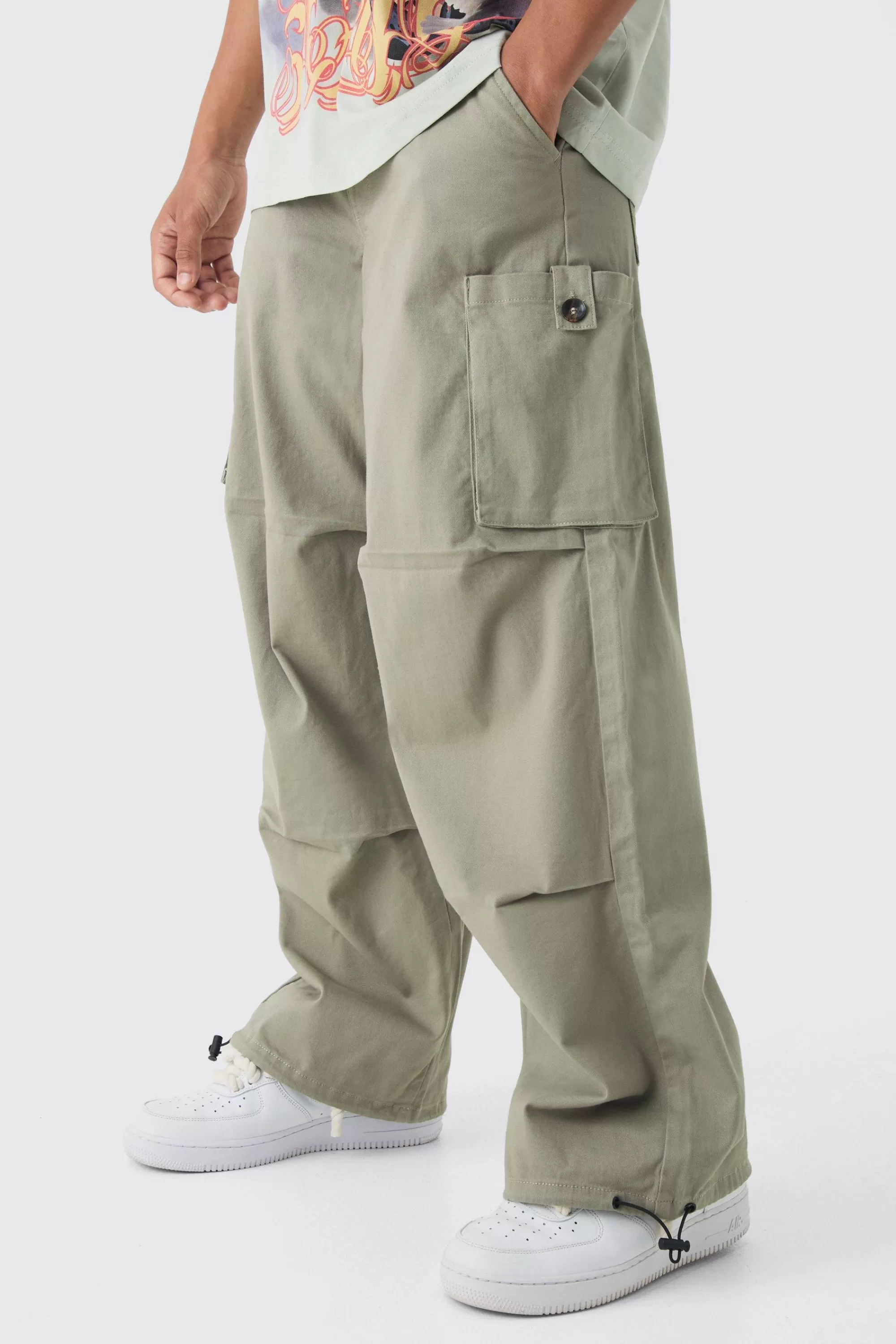 boohooMAN Fixed Waist Baggy Twill Cargo Trousers | UK