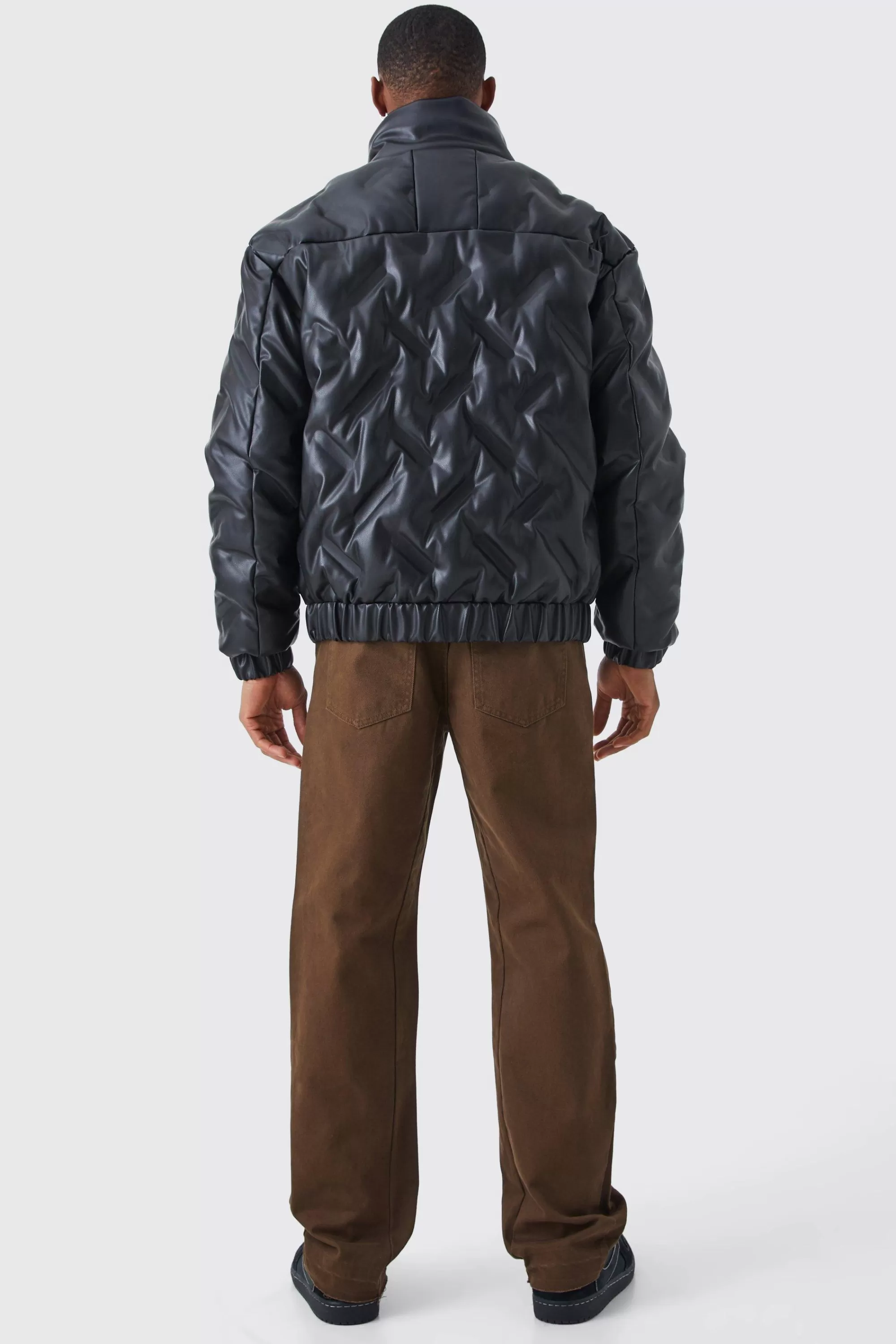 boohooMAN Fixed Waist Relaxed Gusset Applique Trouser | UK