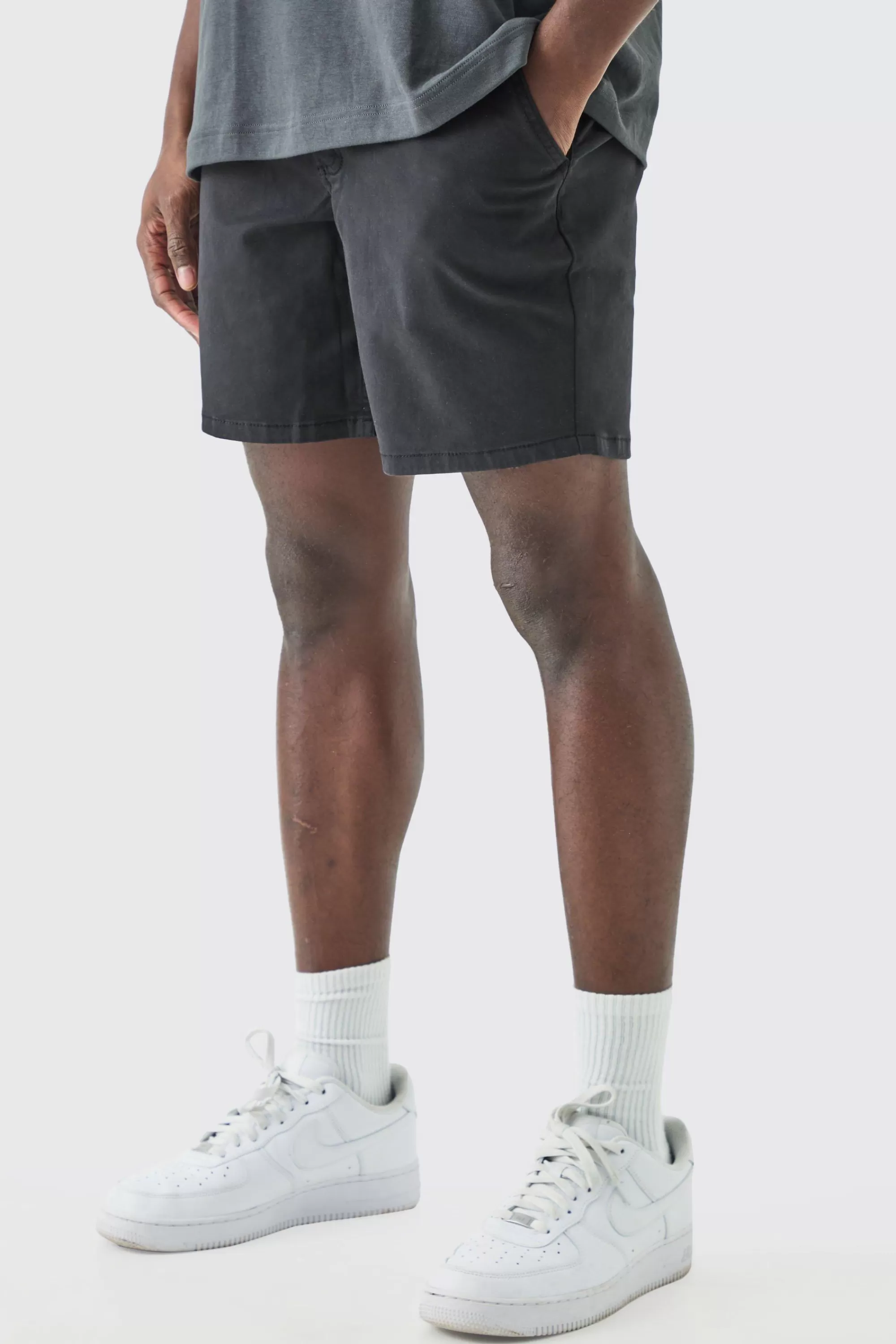 boohooMAN Fixed Waist Slim Fit Chino Shorts | UK