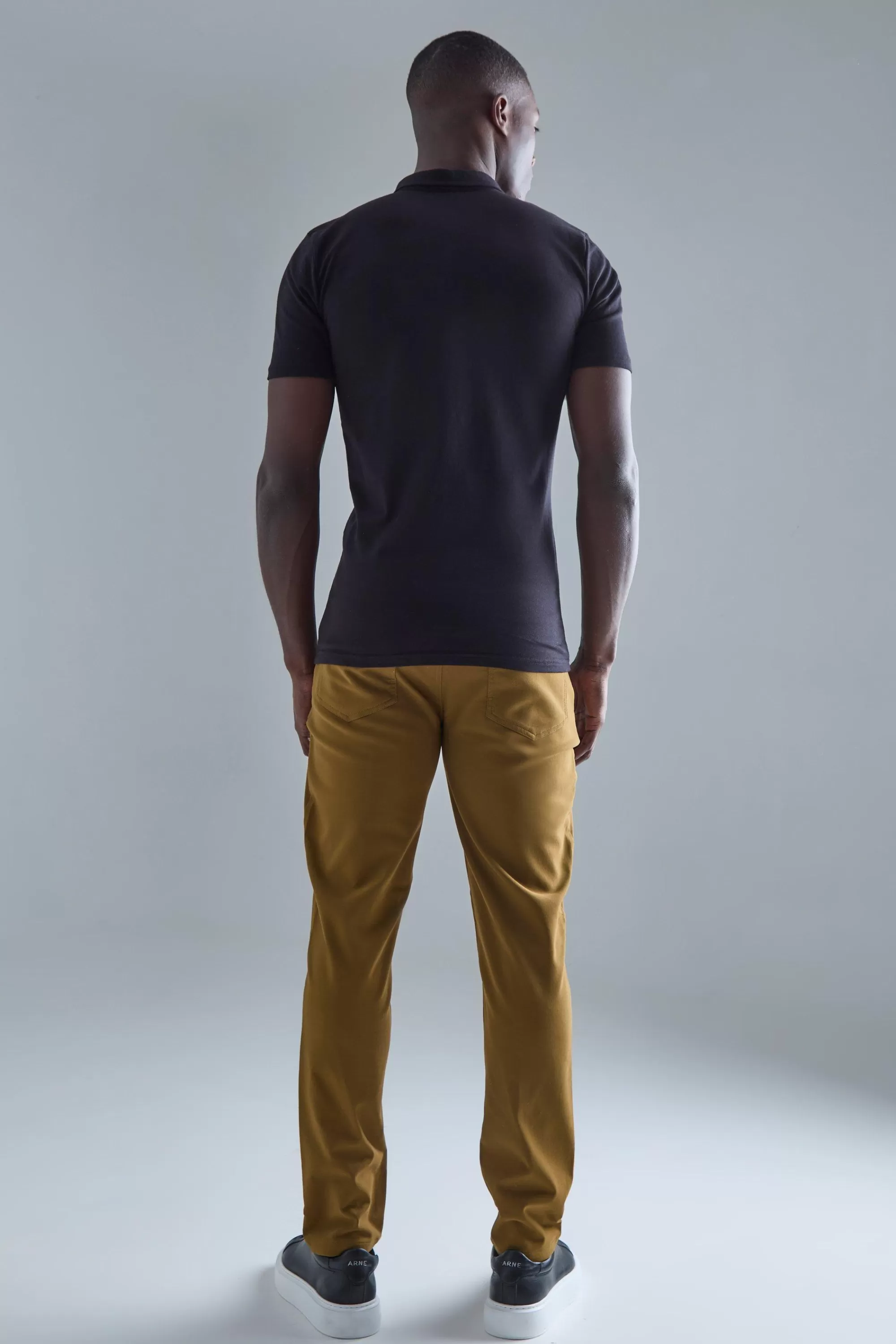 boohooMAN Fixed Waist Slim Fit Technical Golf Stretch Trouser | UK
