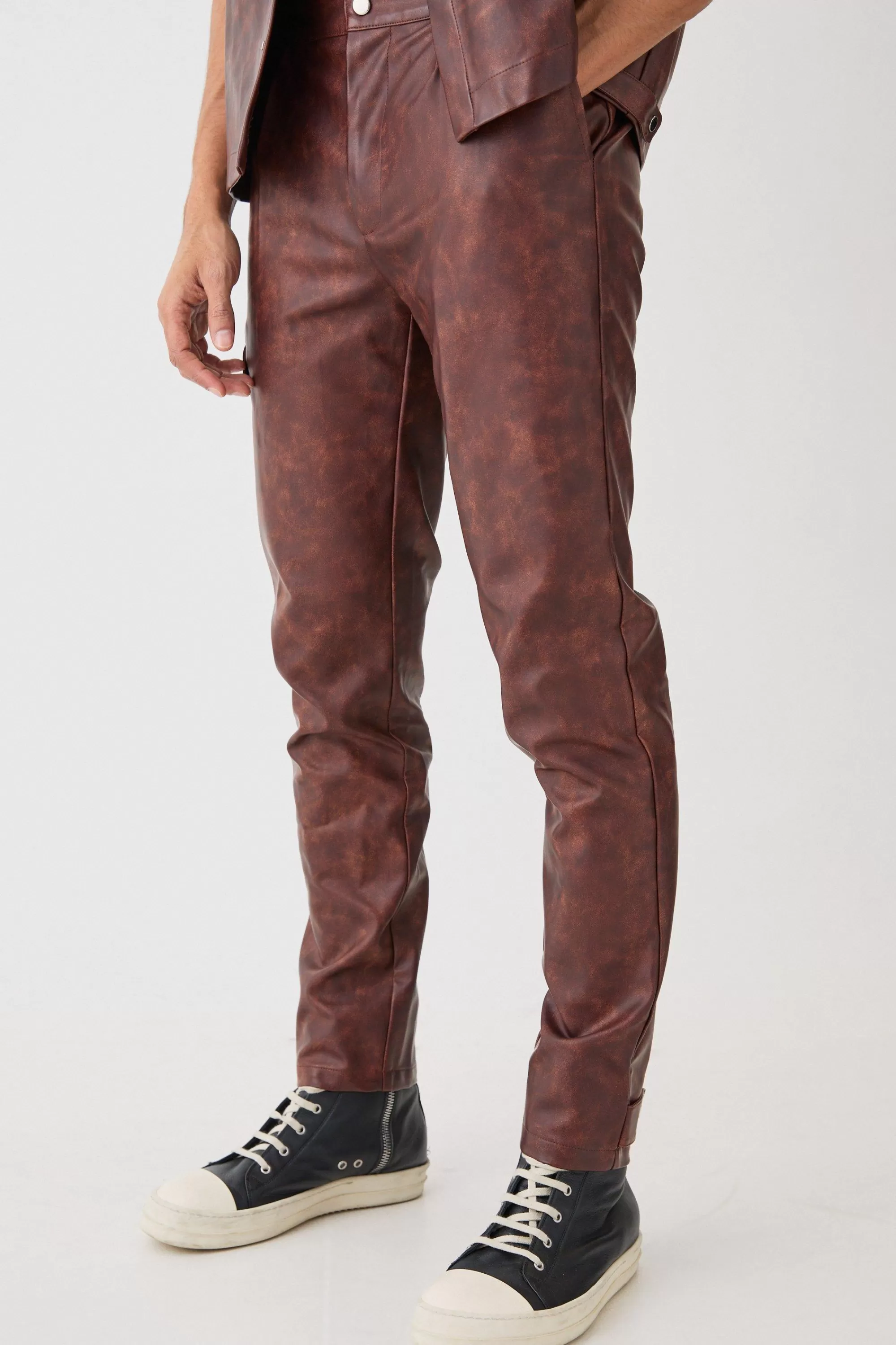 boohooMAN Fixed Waist Slim Ombre Pu Trouser | UK
