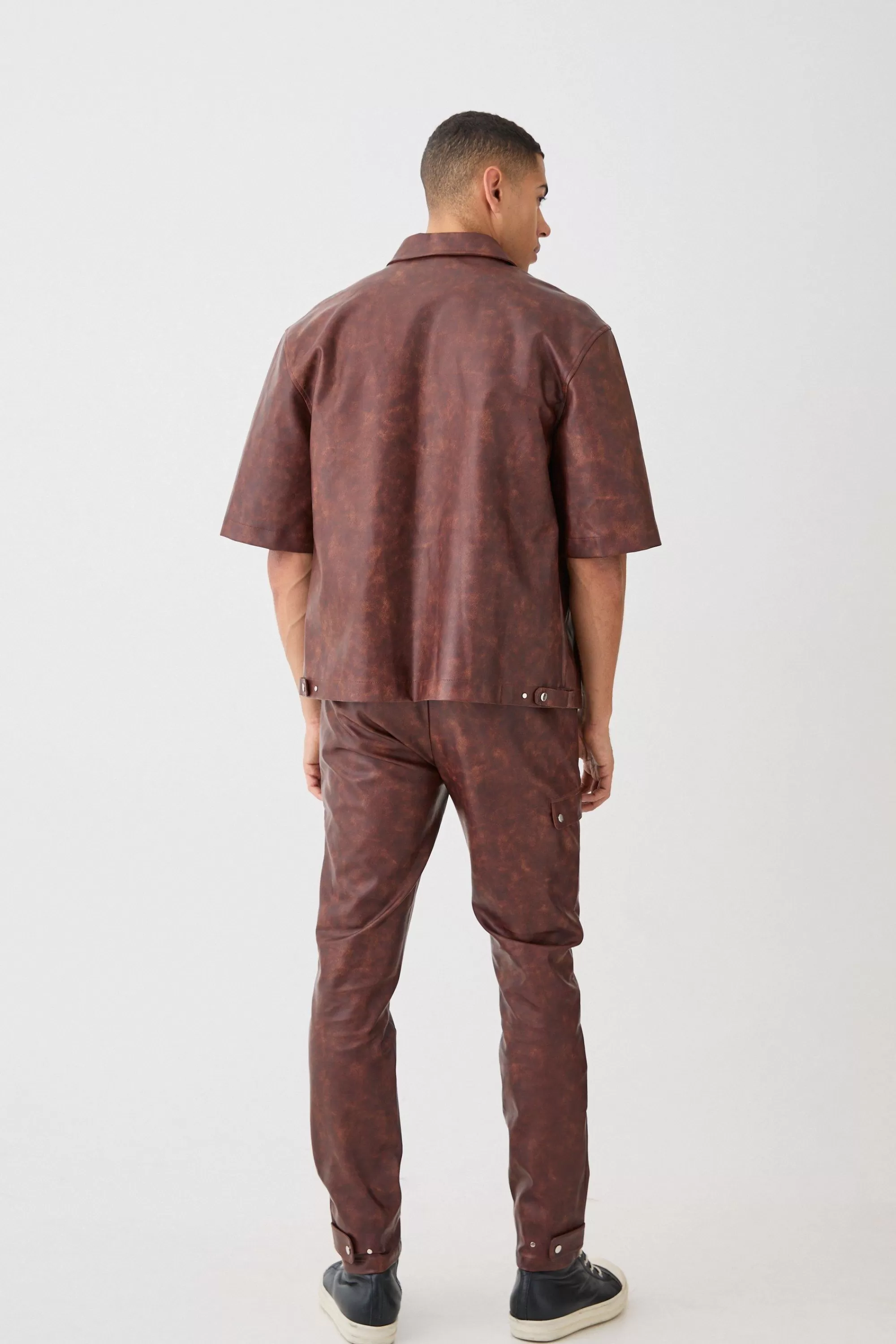 boohooMAN Fixed Waist Slim Ombre Pu Trouser | UK