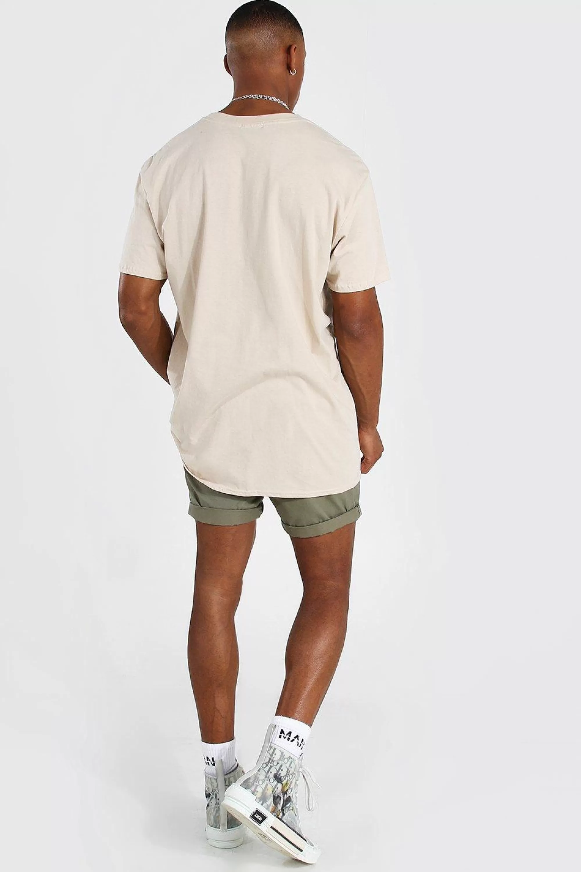 boohooMAN Fixed Waist Stretch Slim Chino Short | UK
