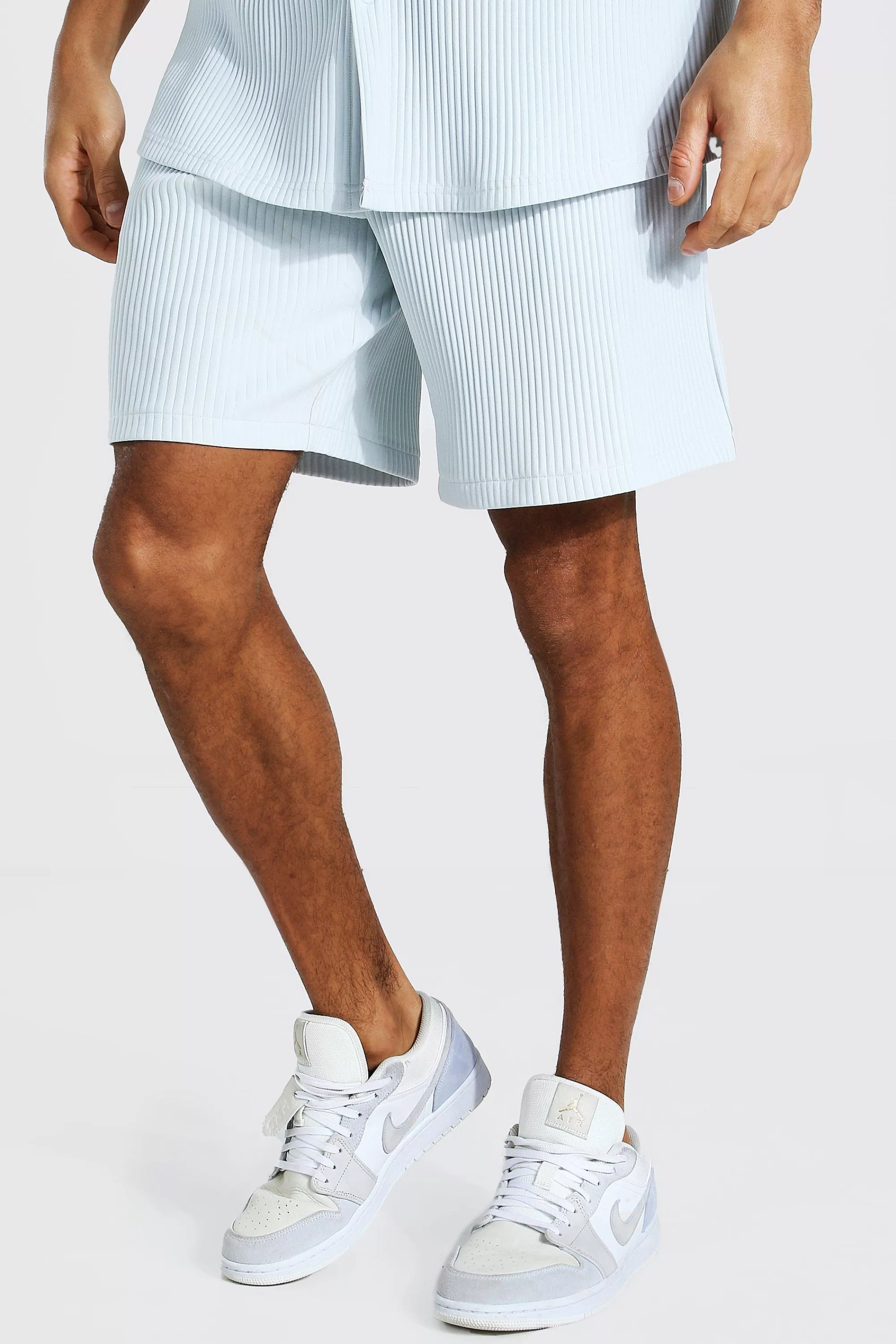 boohooMAN Pleated Set | UK