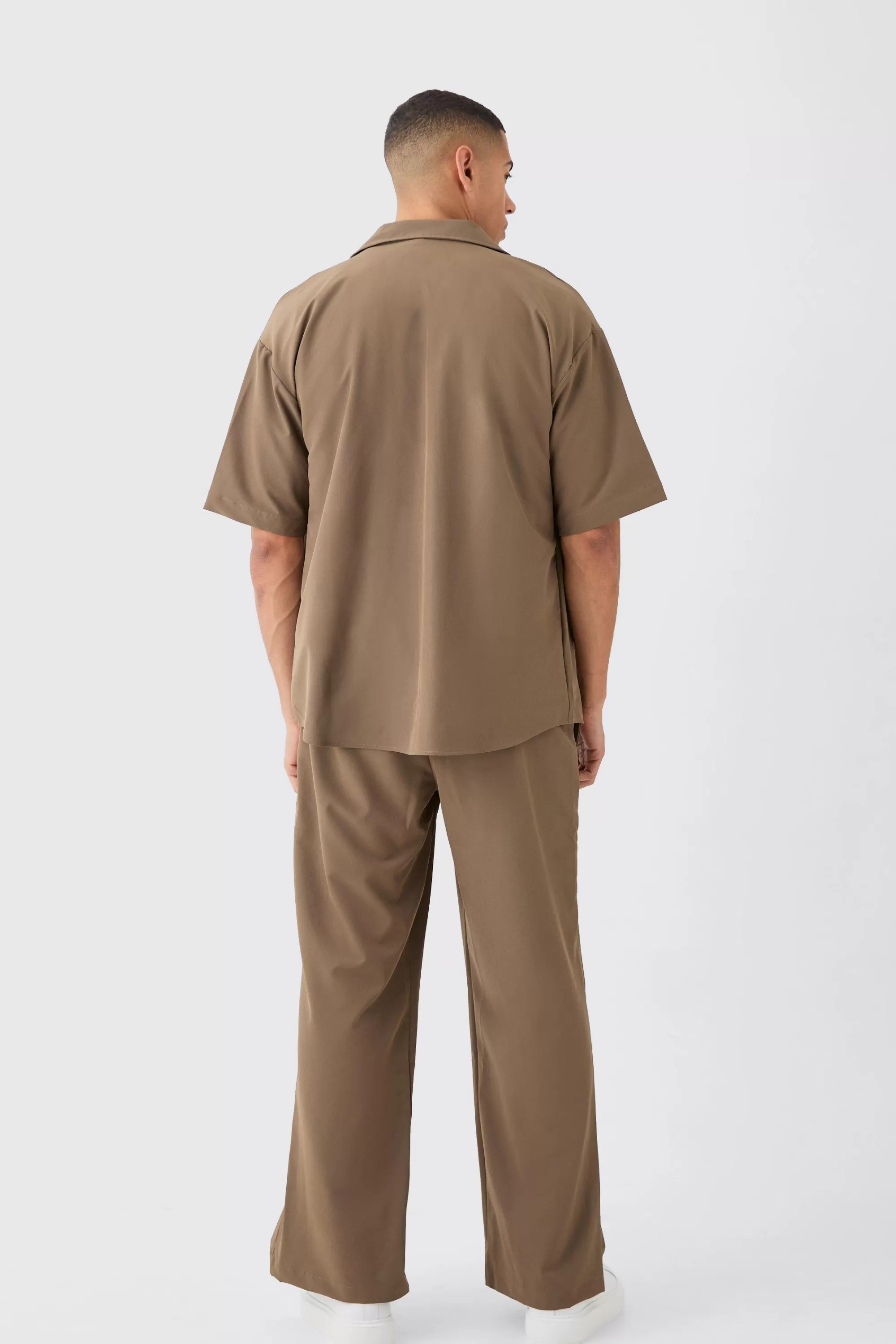 boohooMAN Lightweight Stretch Shirt And Split Hem Trouser Set | UK
