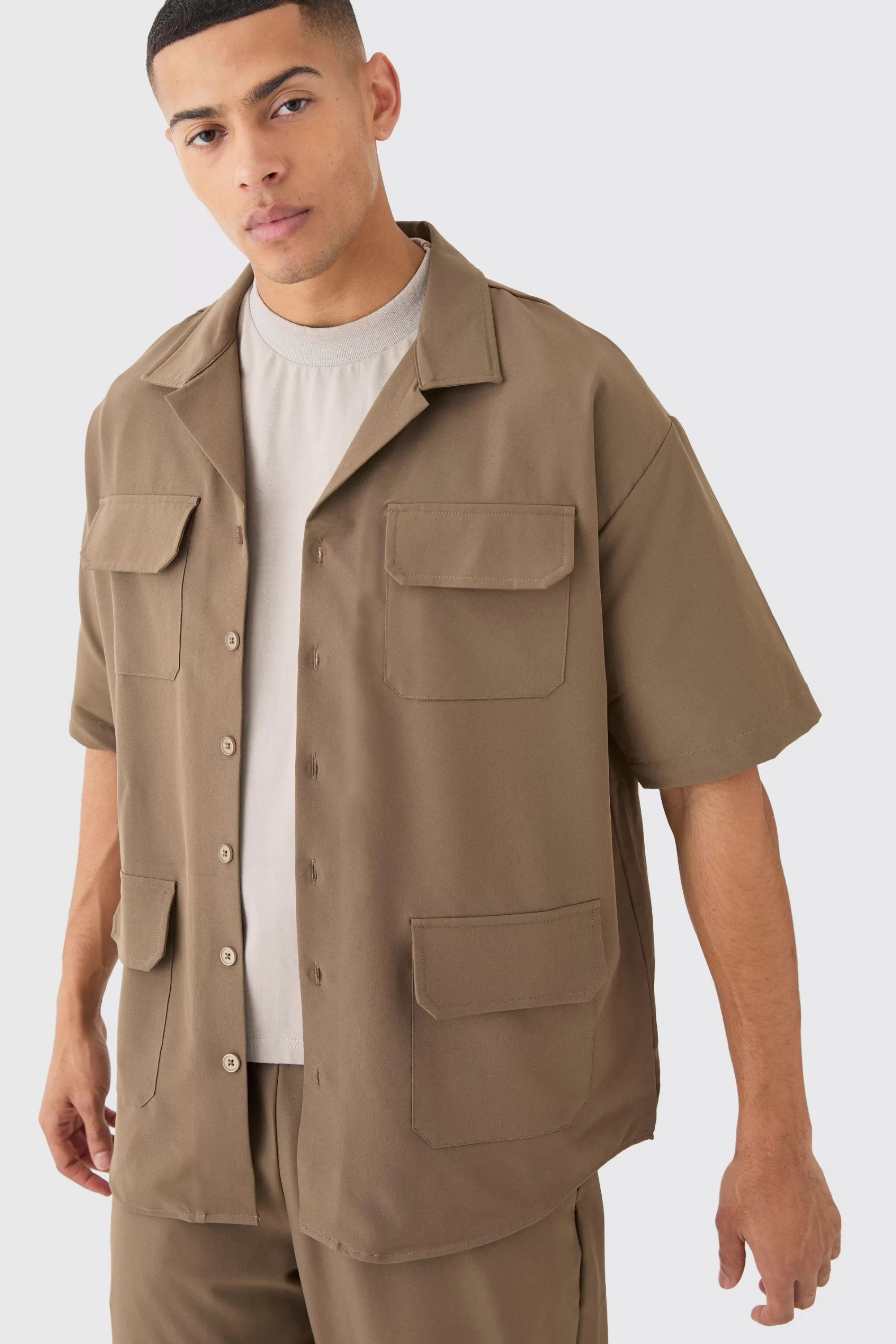 boohooMAN Lightweight Stretch Shirt And Split Hem Trouser Set | UK