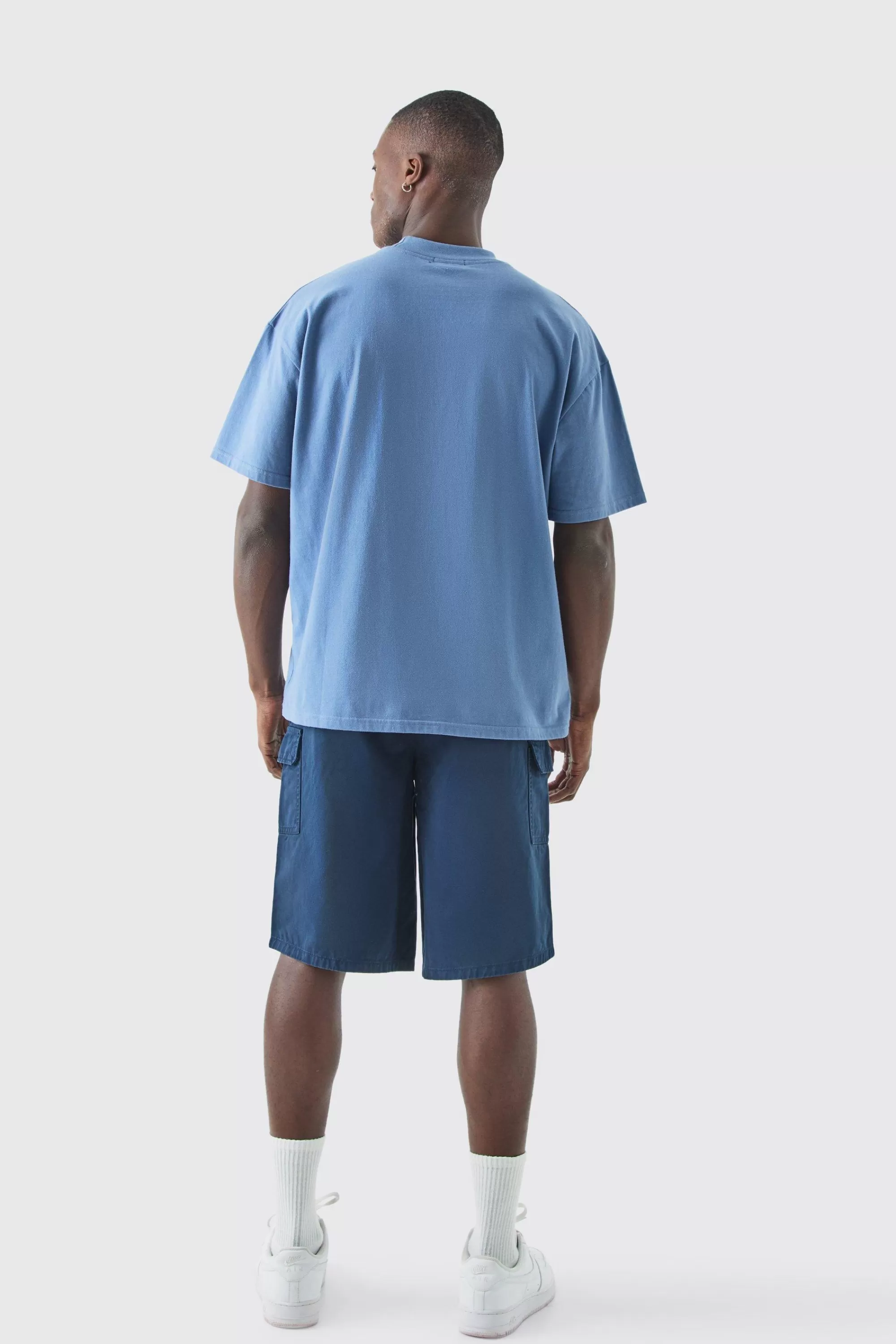 boohooMAN Longer Length Relaxed Fit Elasticated Waist Cargo Shorts | UK