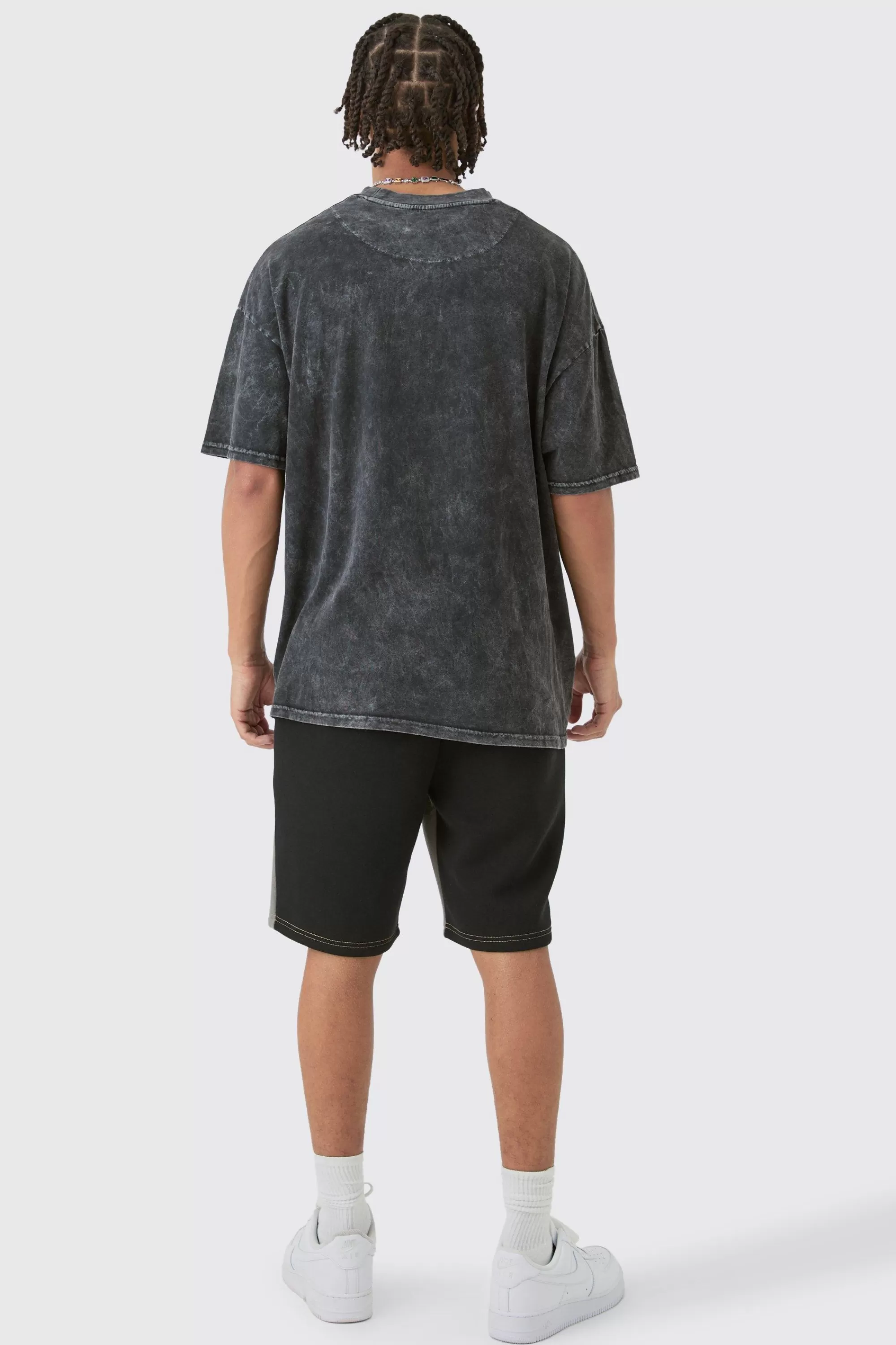 boohooMAN Loose Contrast Stitch Crotch Print Shorts | UK