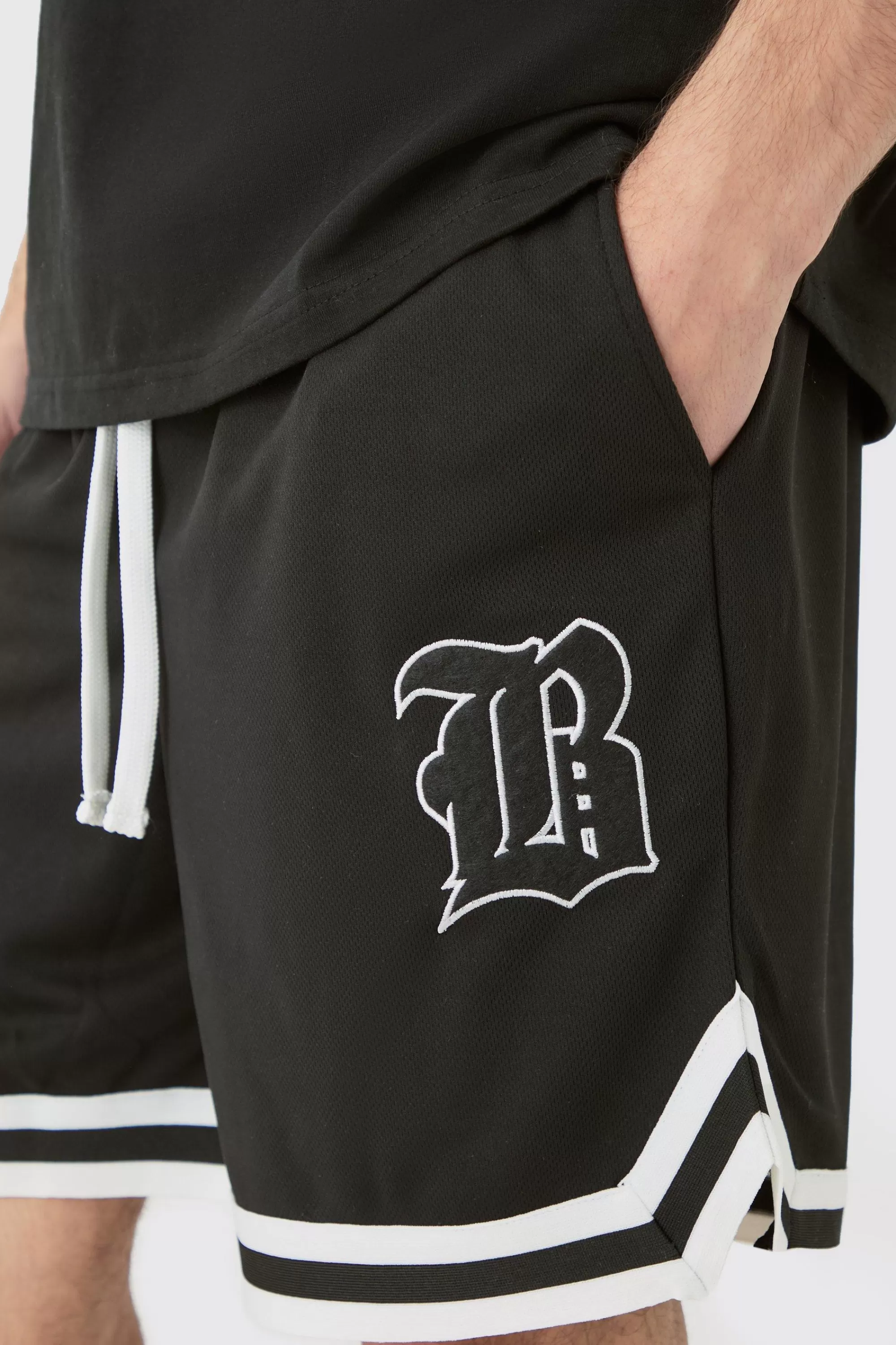 boohooMAN Loose Fit B Applique Mesh Short Length Basketball Short | UK