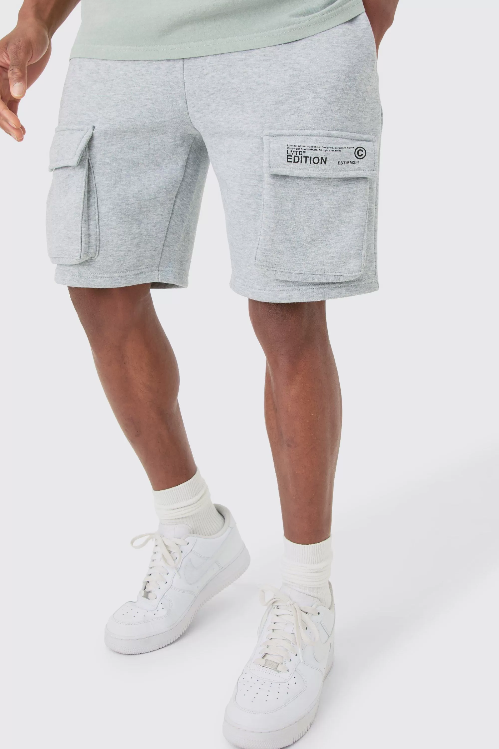 boohooMAN Loose Fit Cargo Shorts | UK