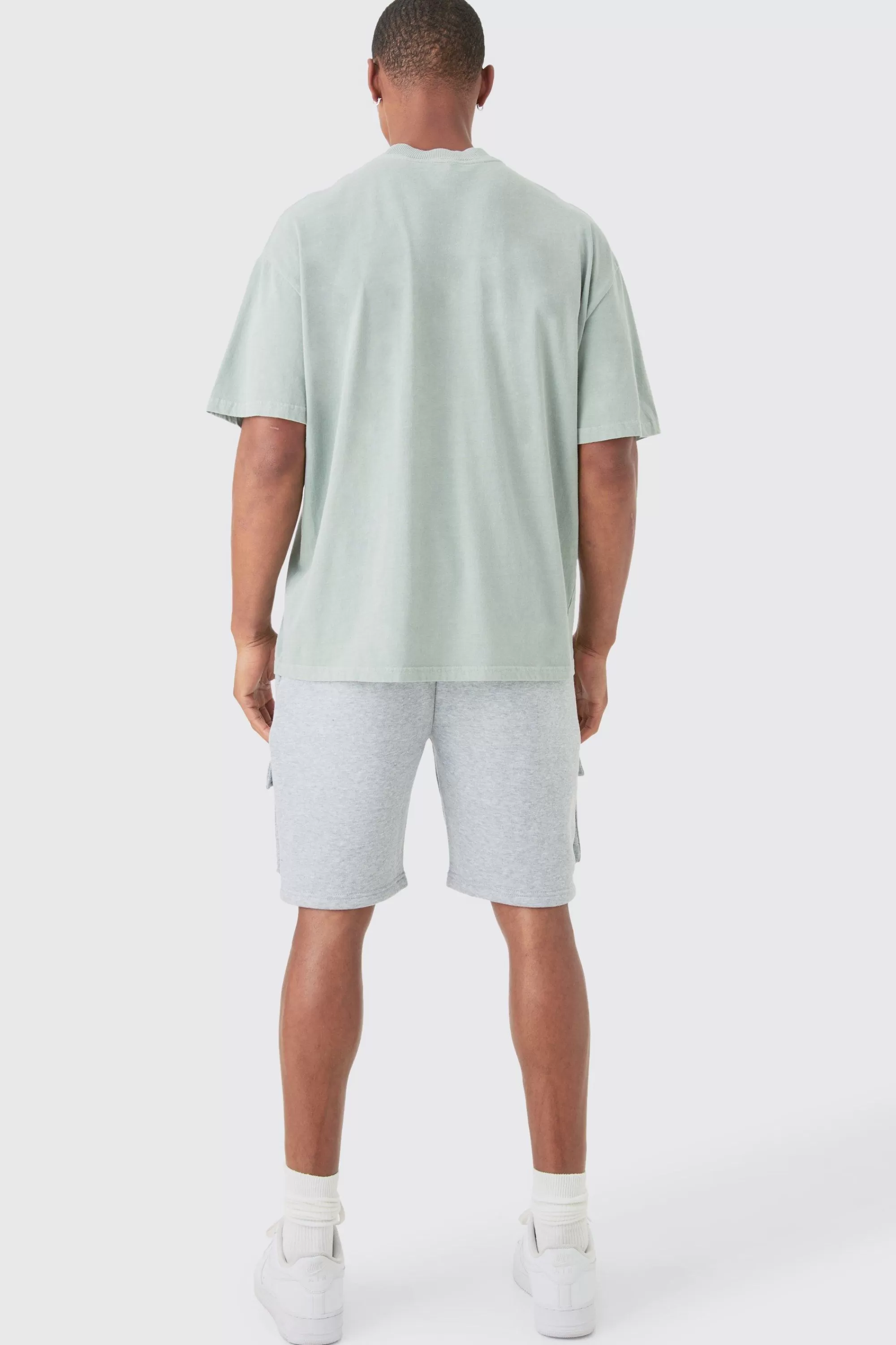 boohooMAN Loose Fit Cargo Shorts | UK