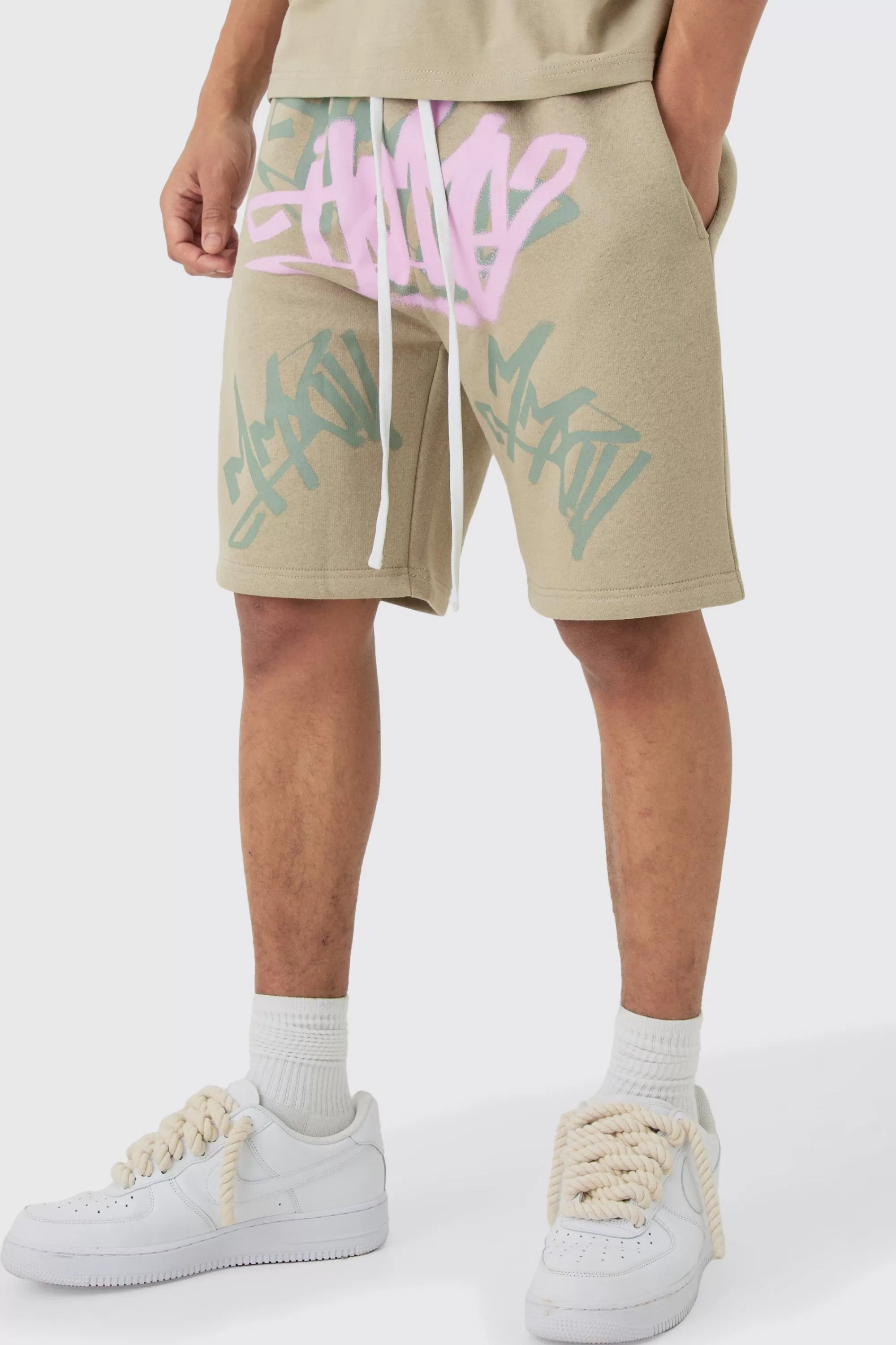 boohooMAN Loose Fit Graffiti Printed Jersey Shorts | UK