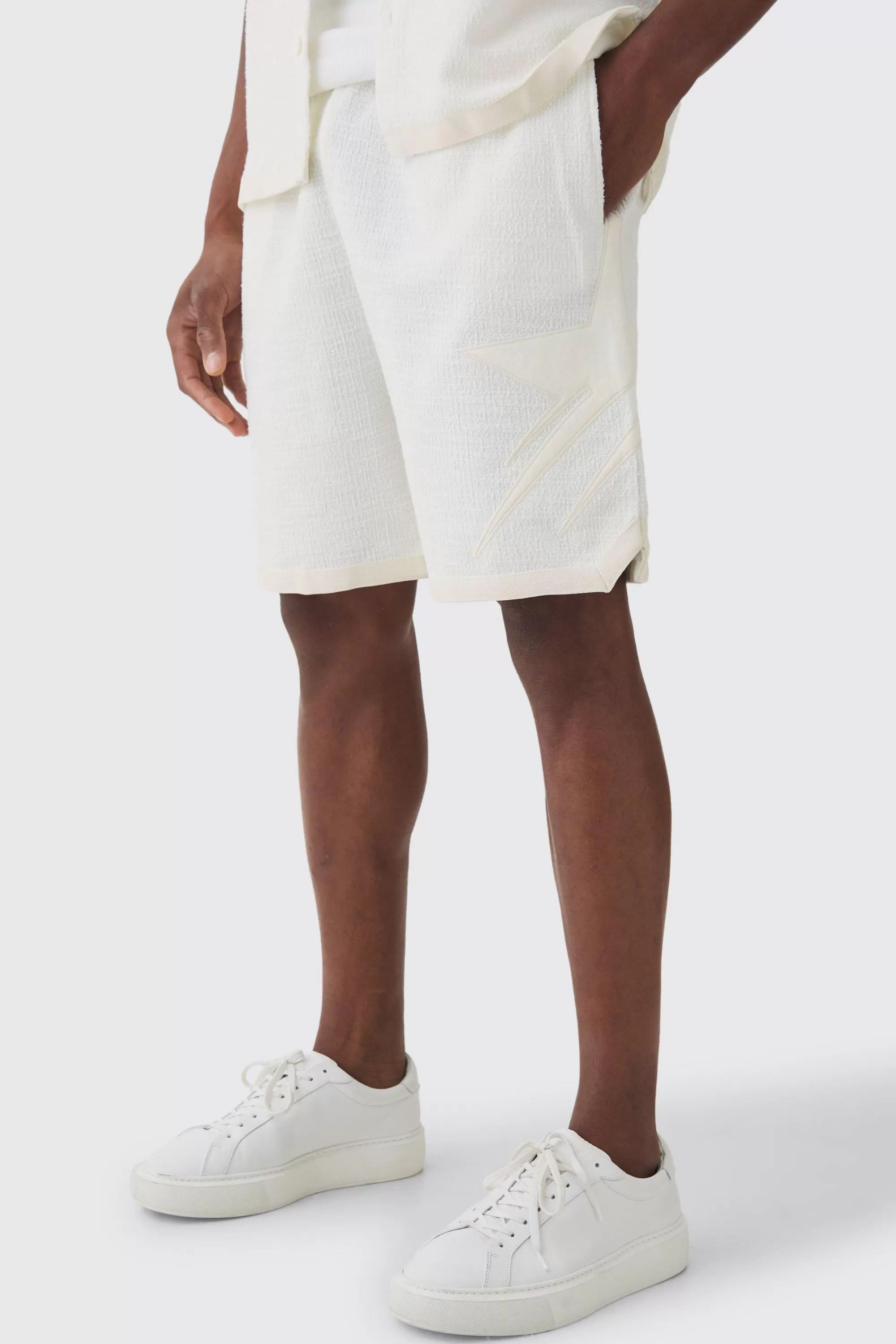 boohooMAN Loose Fit Textured Star Embroidered Basketball Short | UK