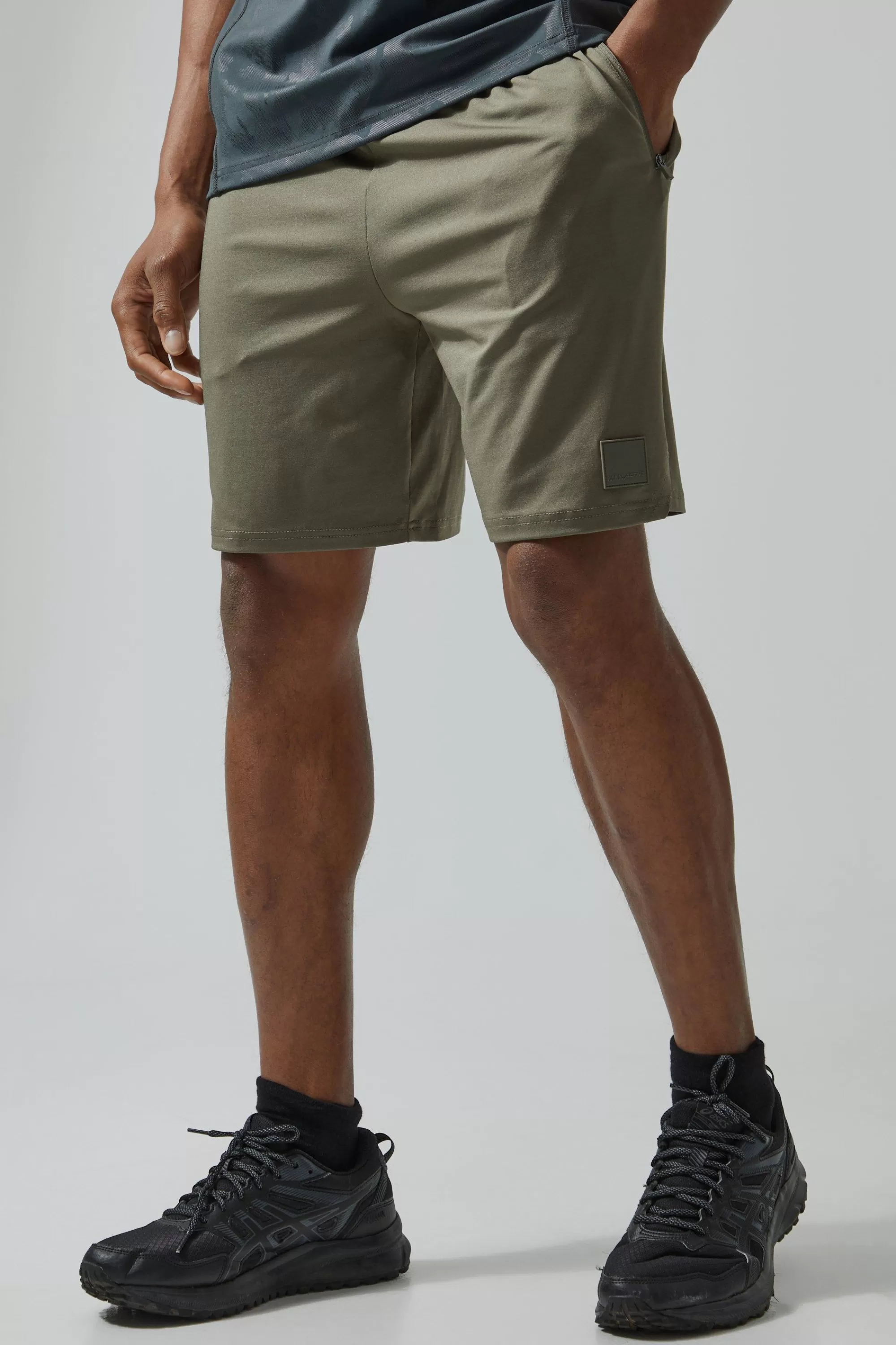 boohooMAN Man Active 2 Pack 5inch Performance Shorts | UK