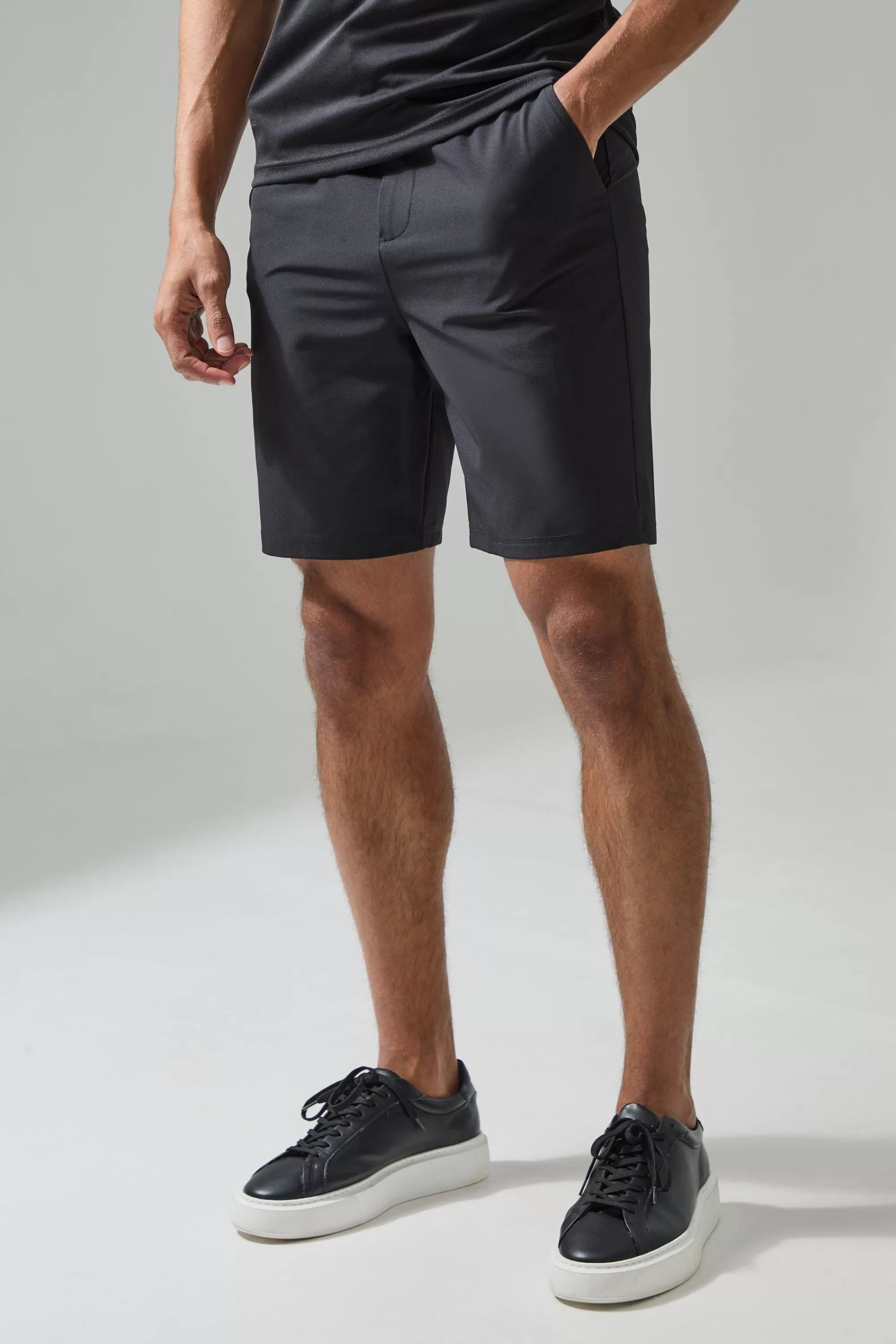 boohooMAN Man Active Golf 8.5inch Short | UK
