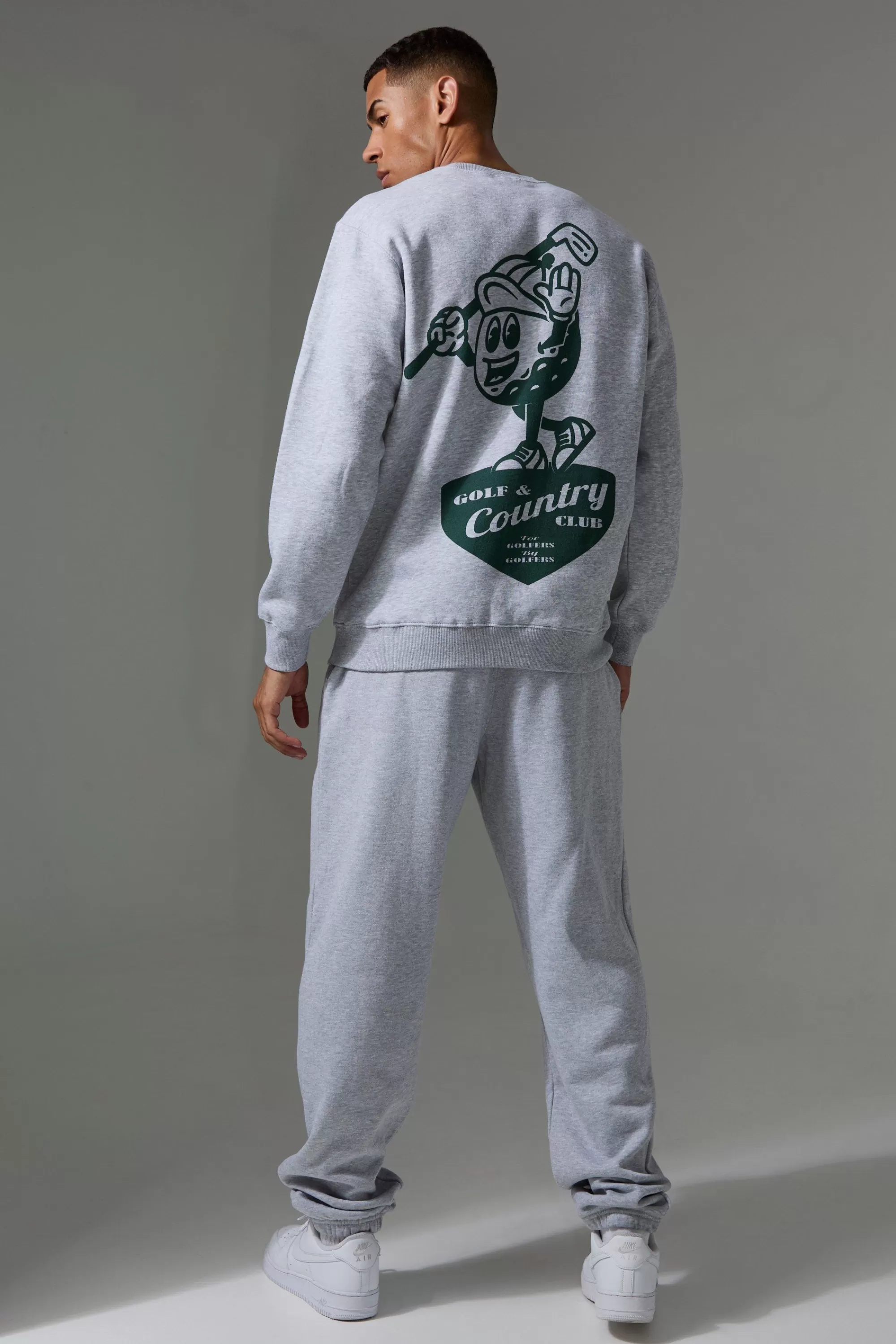 boohooMAN Man Active Golf Country Club Oversized Sweatshirt | UK