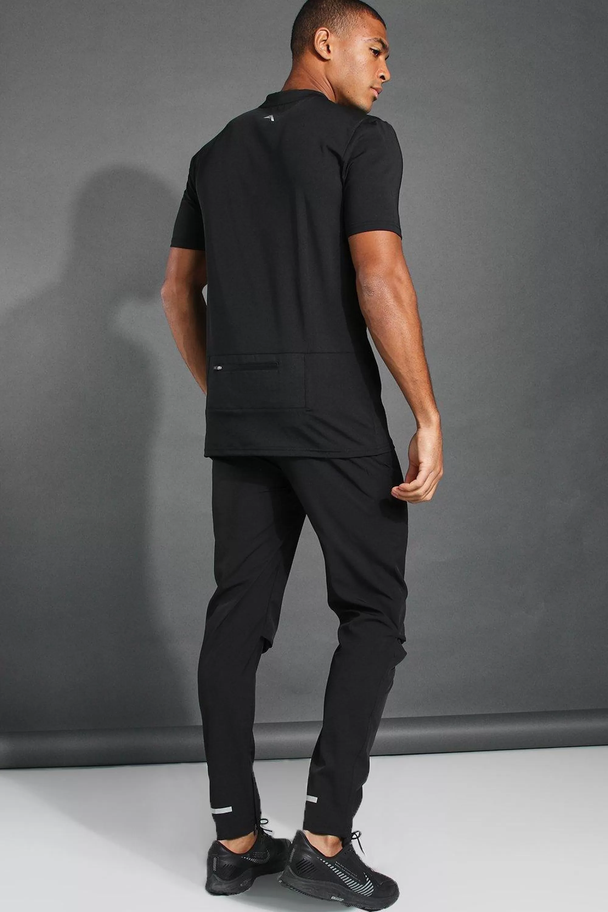 boohooMAN Man Active Gym Tapered Fit Jogger | UK