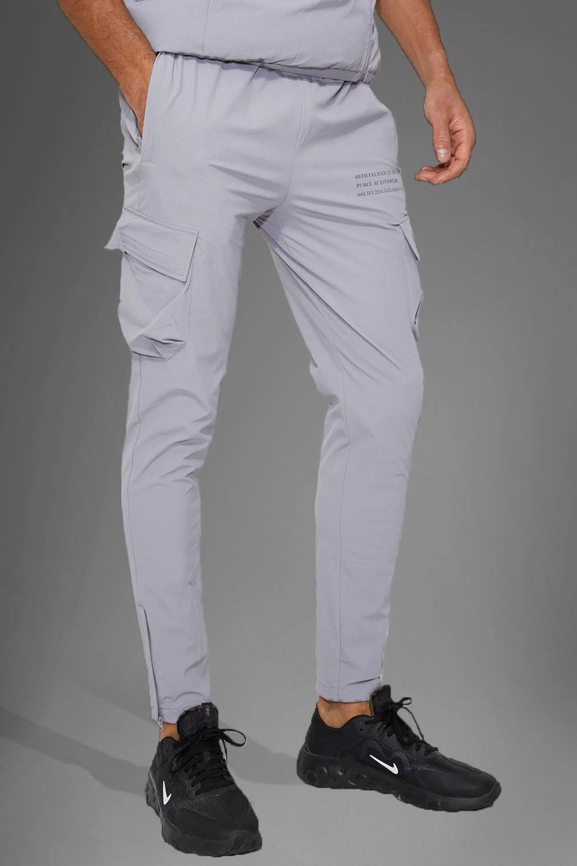 boohooMAN Man Active Gym Technical Tapered Cargo Jogger | UK