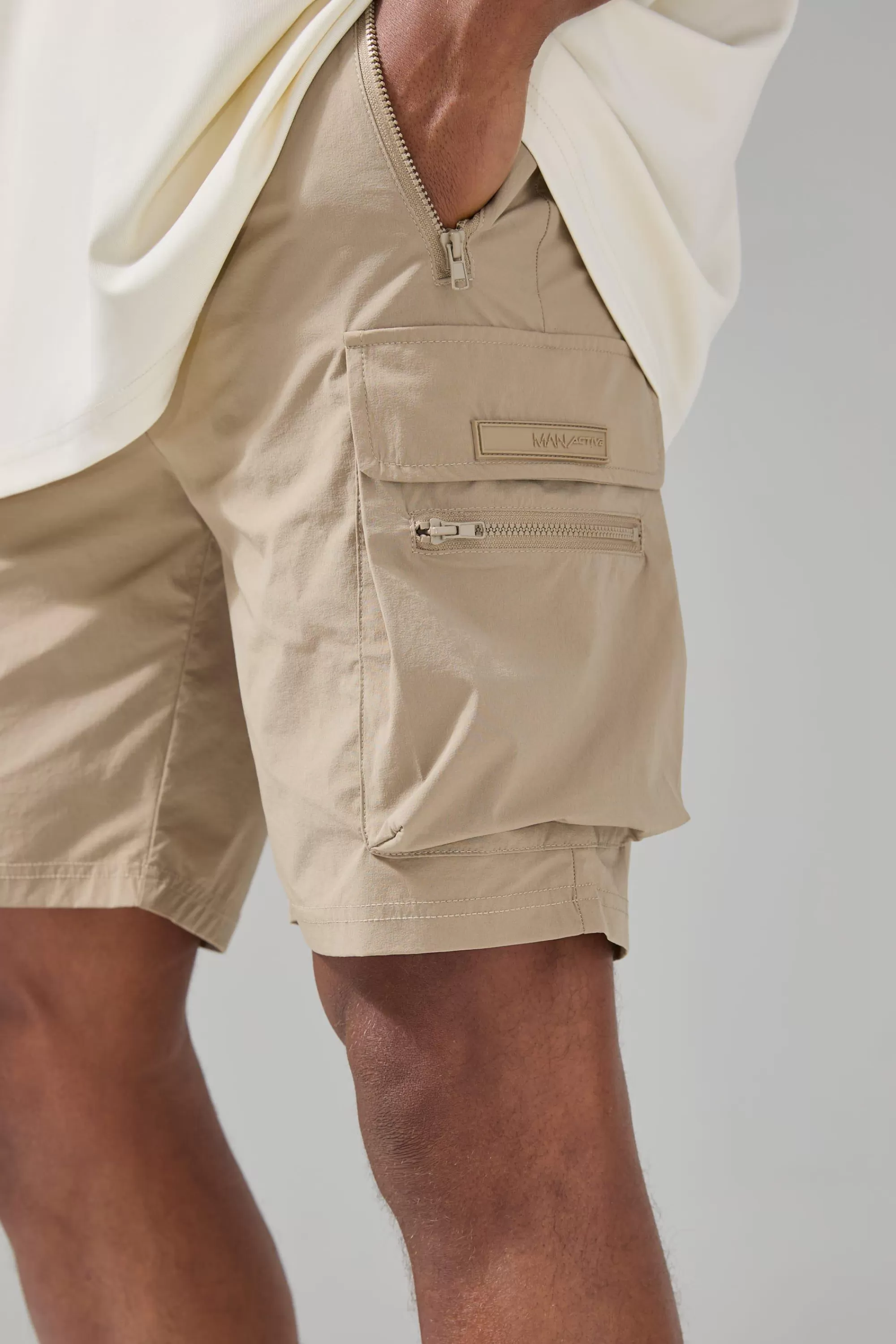 boohooMAN Man Active Lightweight 5inch Slim Cargo Shorts | UK