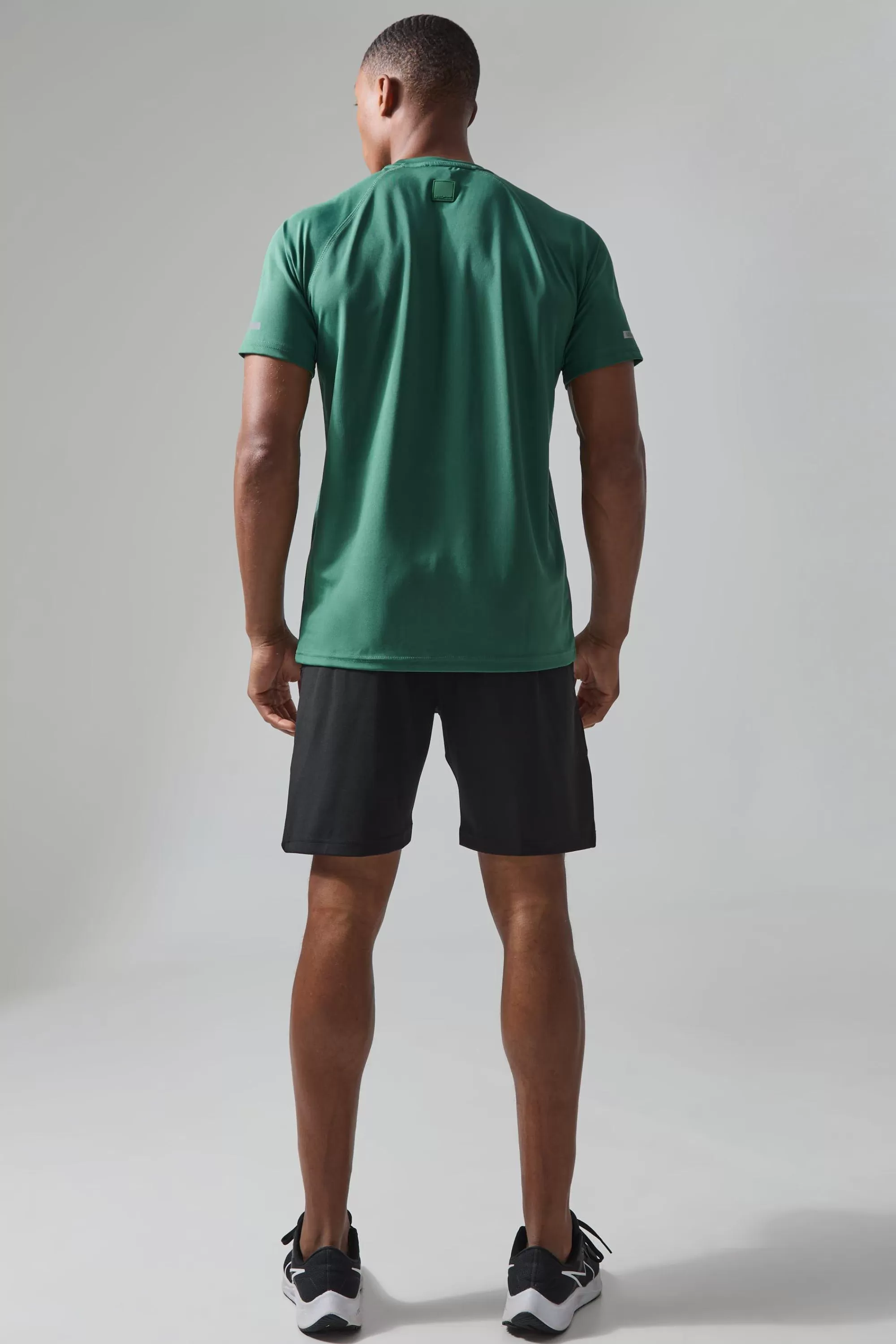 boohooMAN Man Active Performance T-shirt & Short Set | UK
